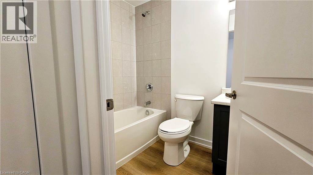 












470 DUNDAS Street E Unit# 322

,
Waterdown,




Ontario
L8B2A6

