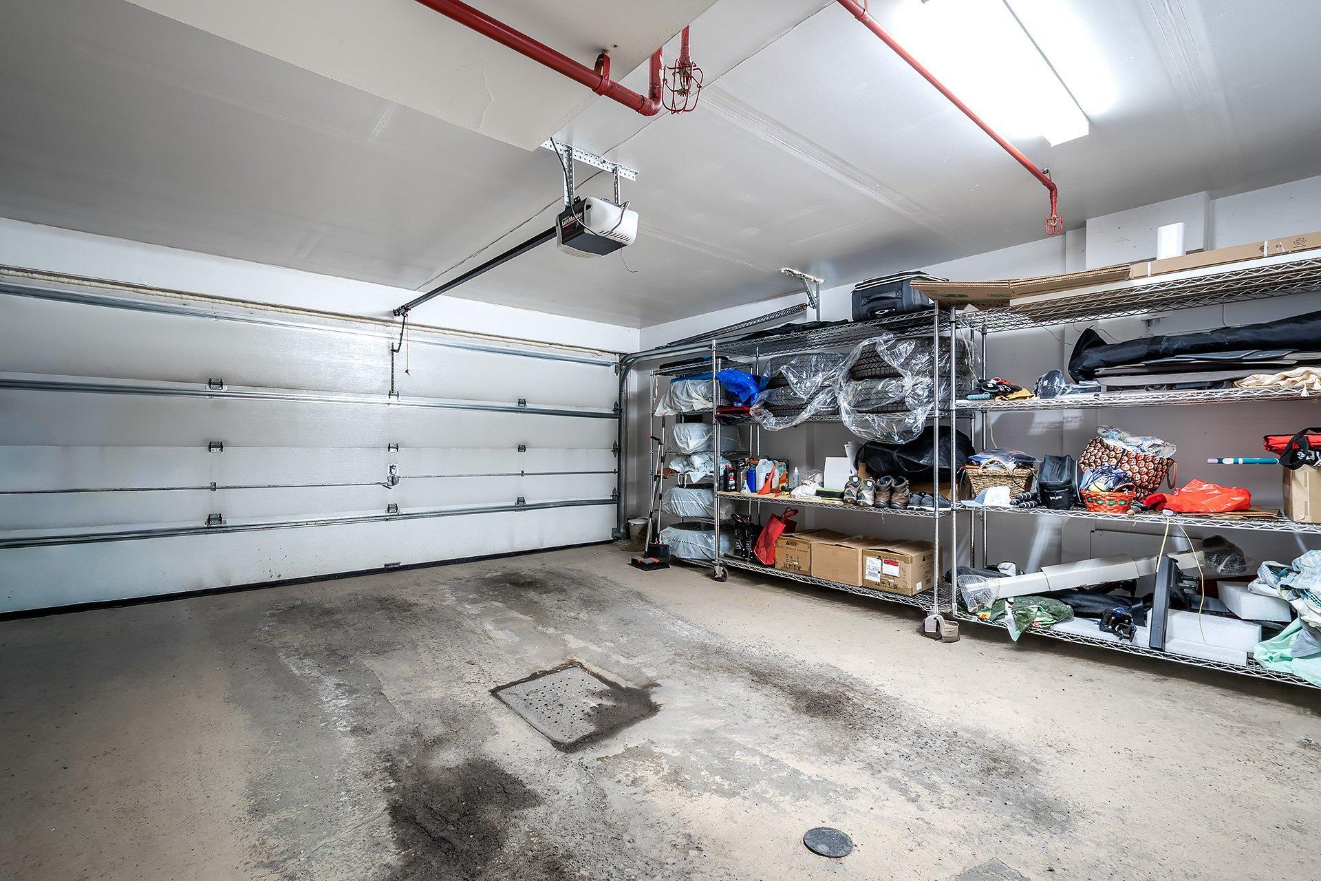 









2220


Rue de l'Équateur

,
Montréal (Saint-Laurent),




QC
H4R0H4

