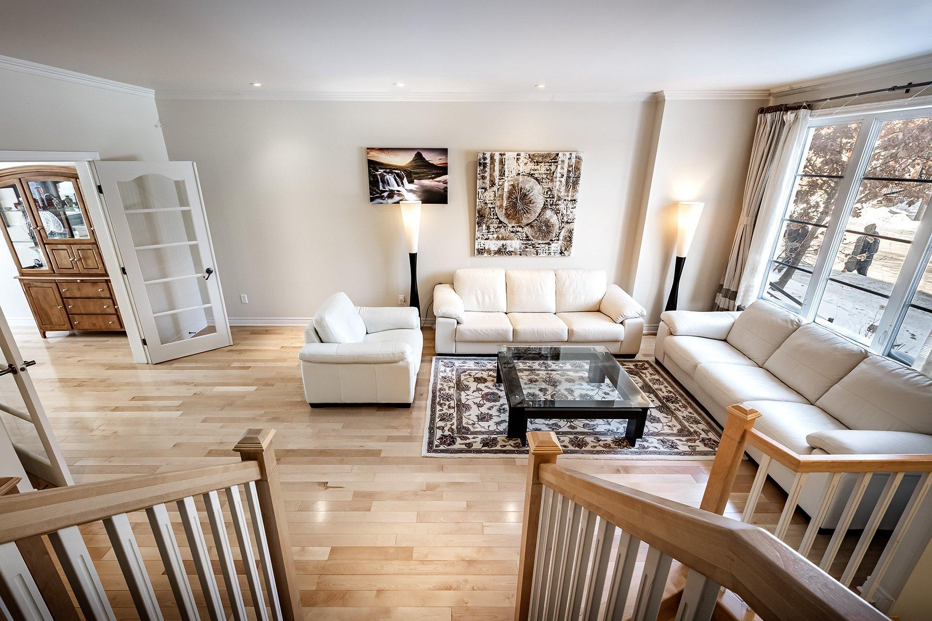 









2220


Rue de l'Équateur

,
Montréal (Saint-Laurent),




QC
H4R0H4

