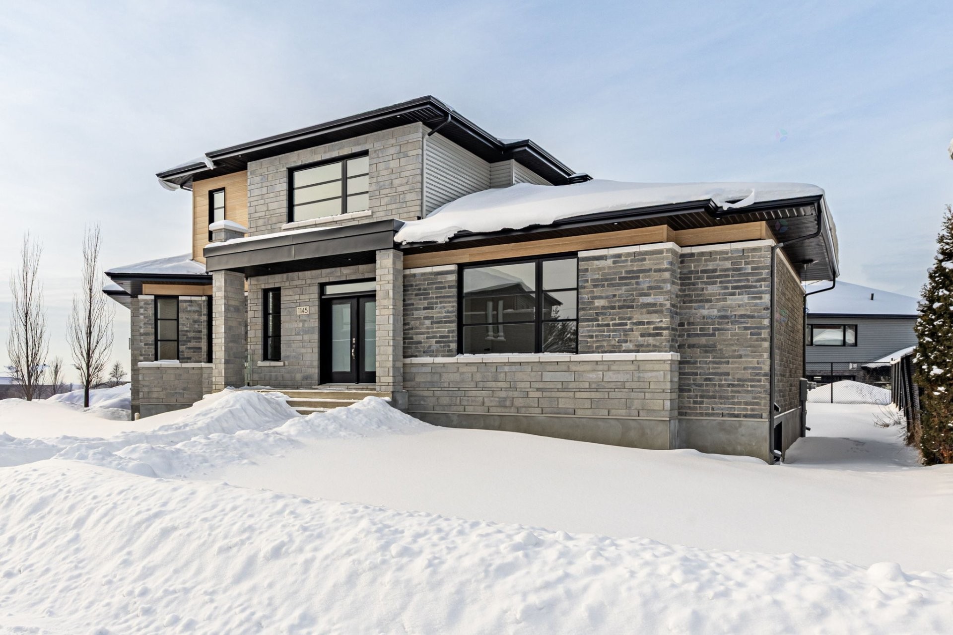 









1145


Rue Jean-Vallerand

,
Boucherville,




QC
J4B0H5

