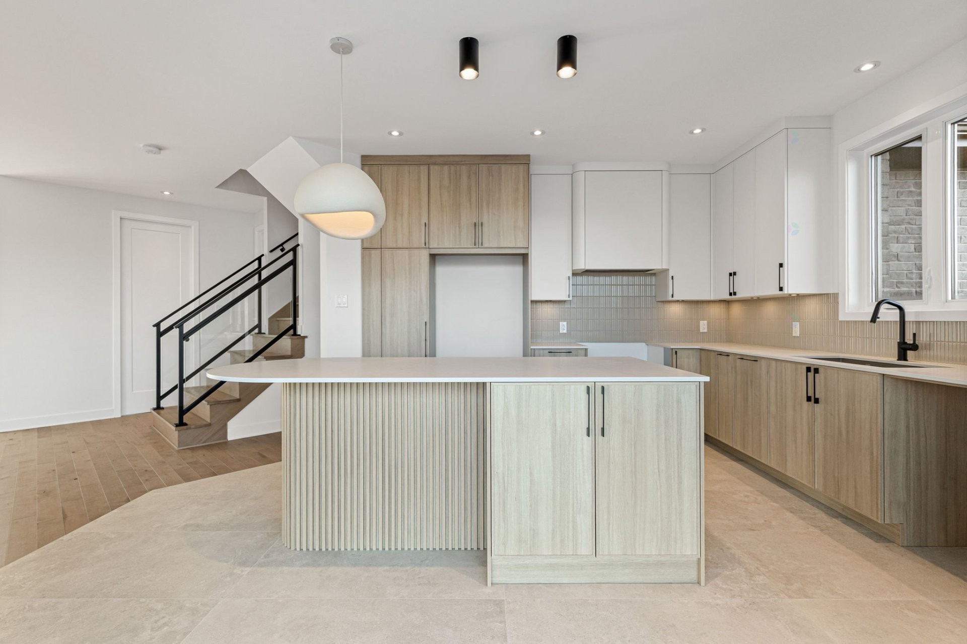 









1145


Rue Jean-Vallerand

,
Boucherville,




QC
J4B0H5

