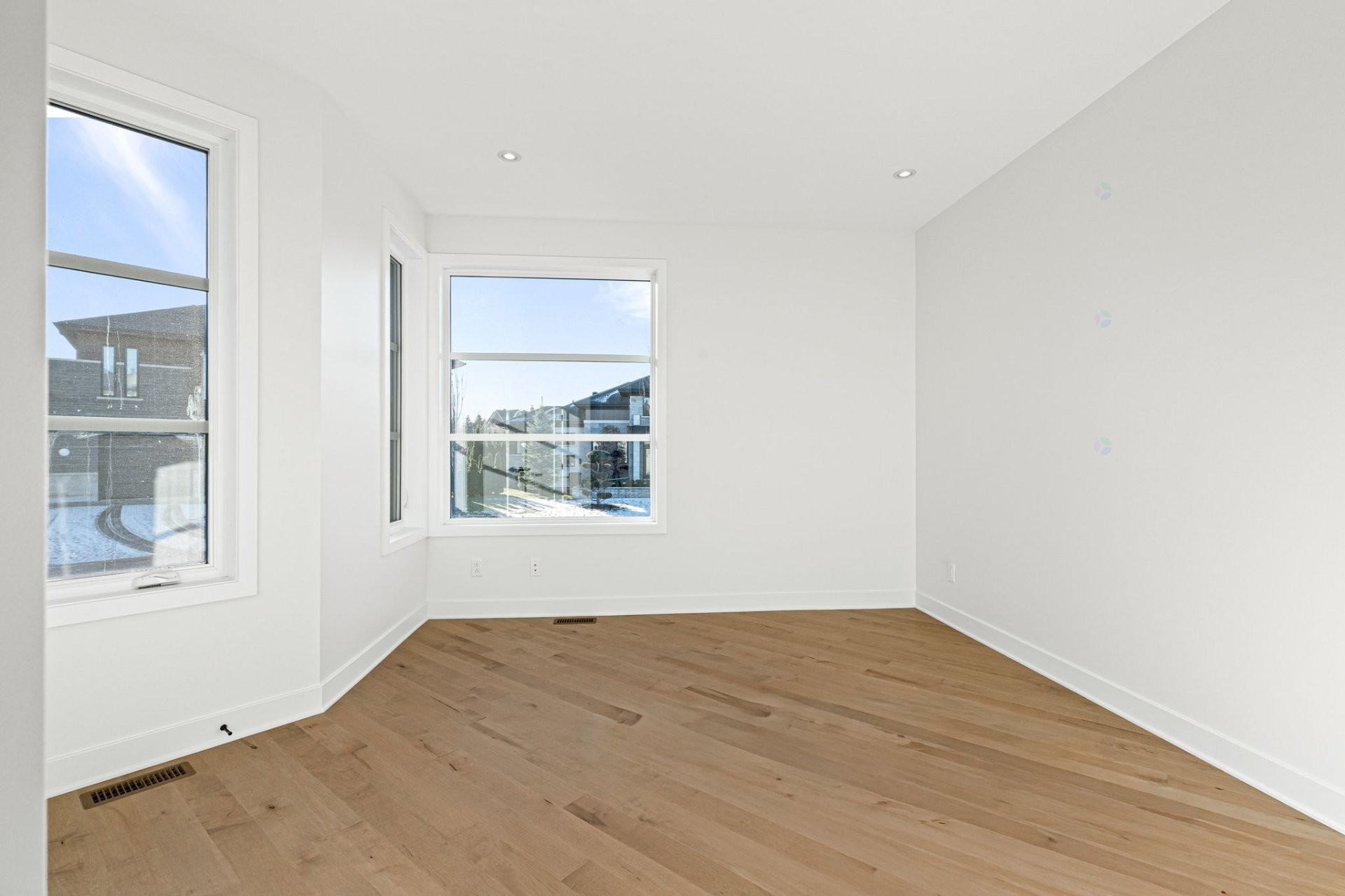 









1145


Rue Jean-Vallerand

,
Boucherville,




QC
J4B0H5

