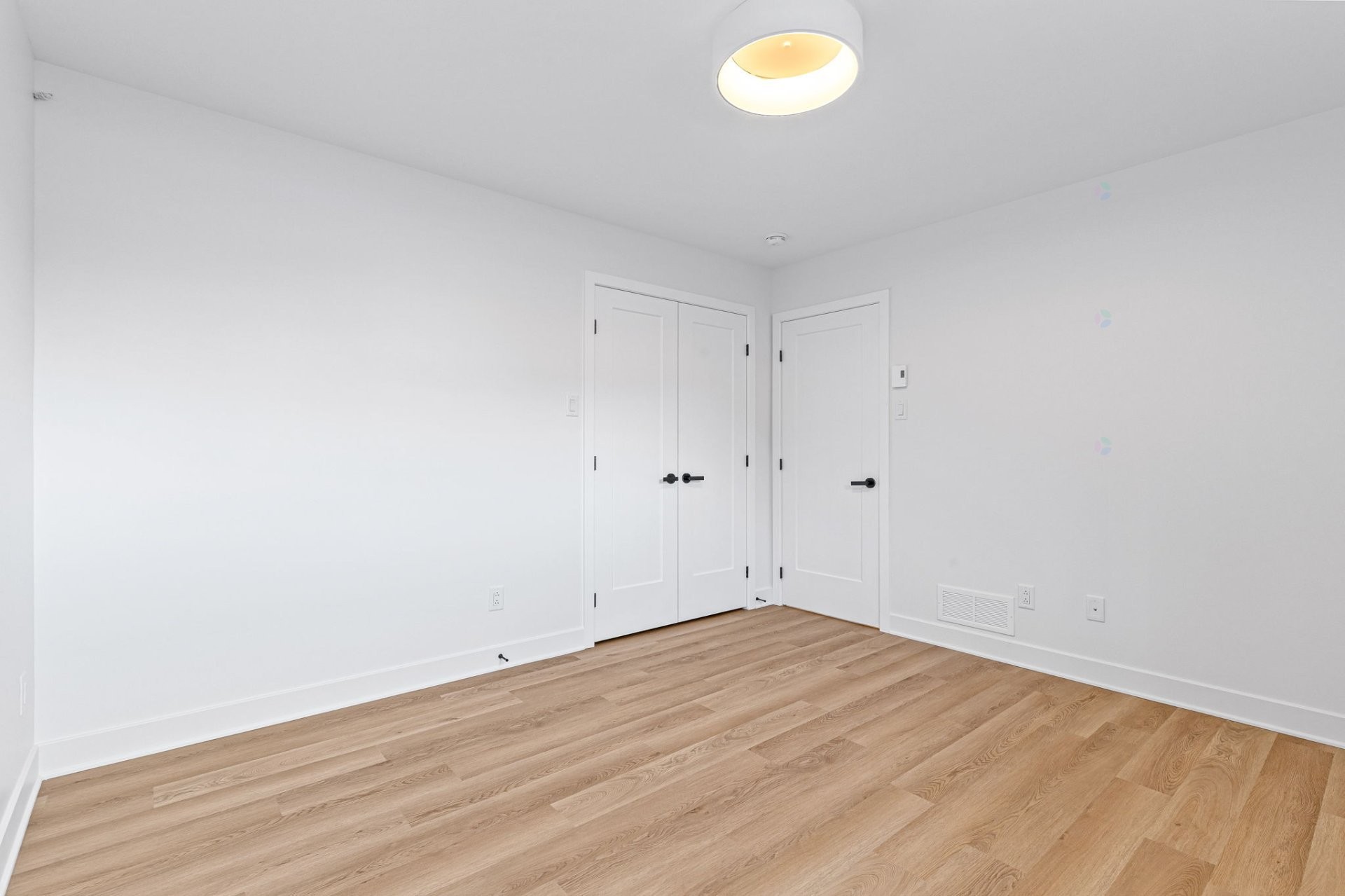 









1145


Rue Jean-Vallerand

,
Boucherville,




QC
J4B0H5

