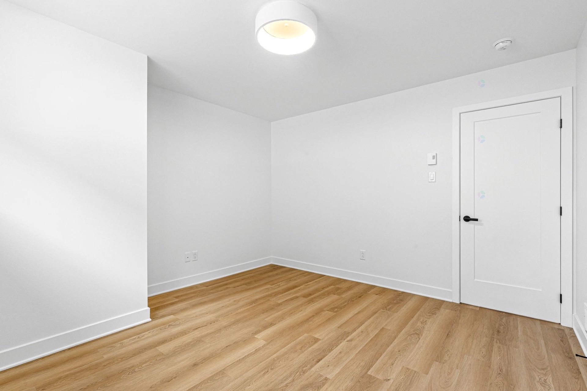 









1145


Rue Jean-Vallerand

,
Boucherville,




QC
J4B0H5

