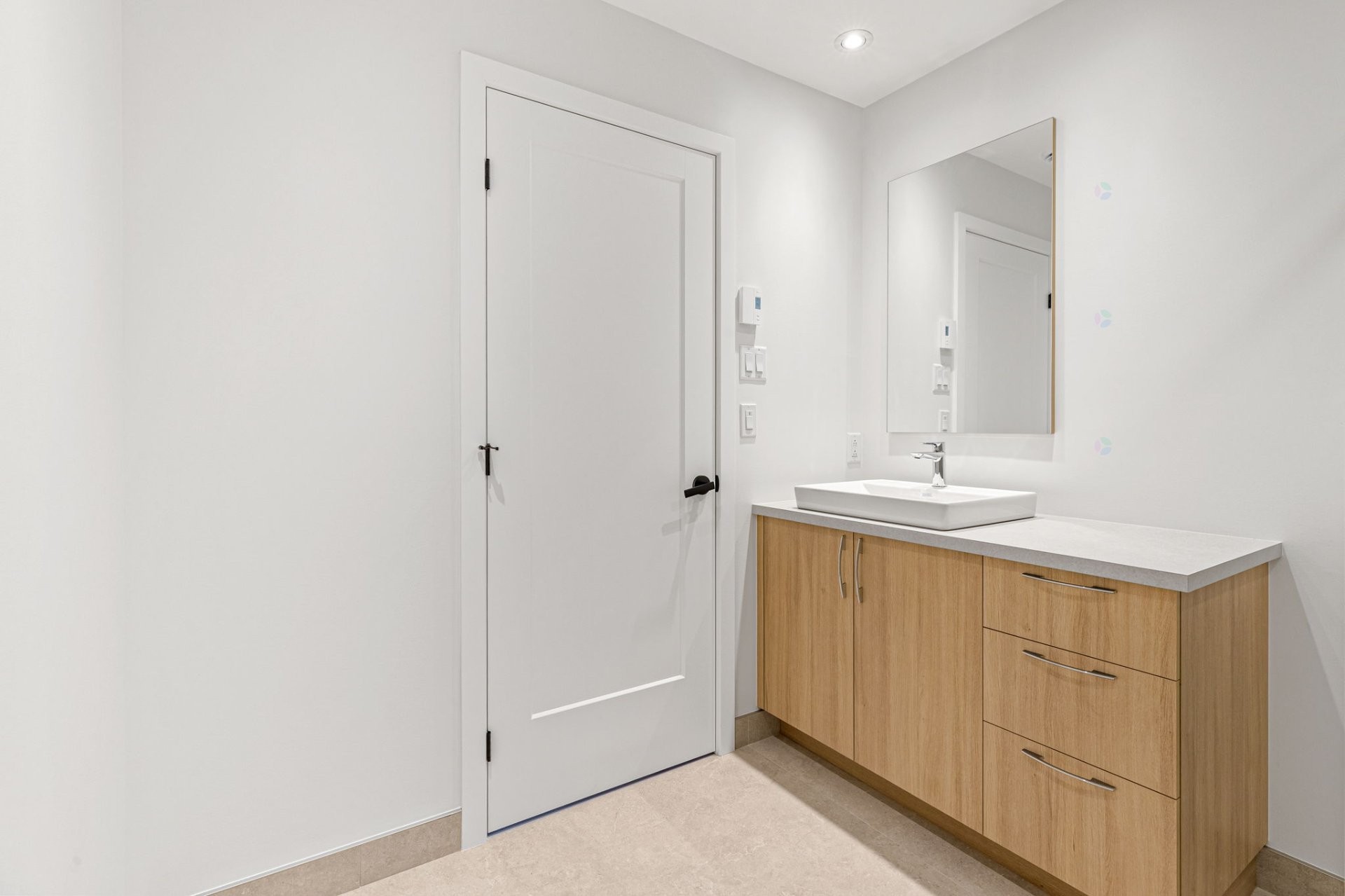 









1145


Rue Jean-Vallerand

,
Boucherville,




QC
J4B0H5

