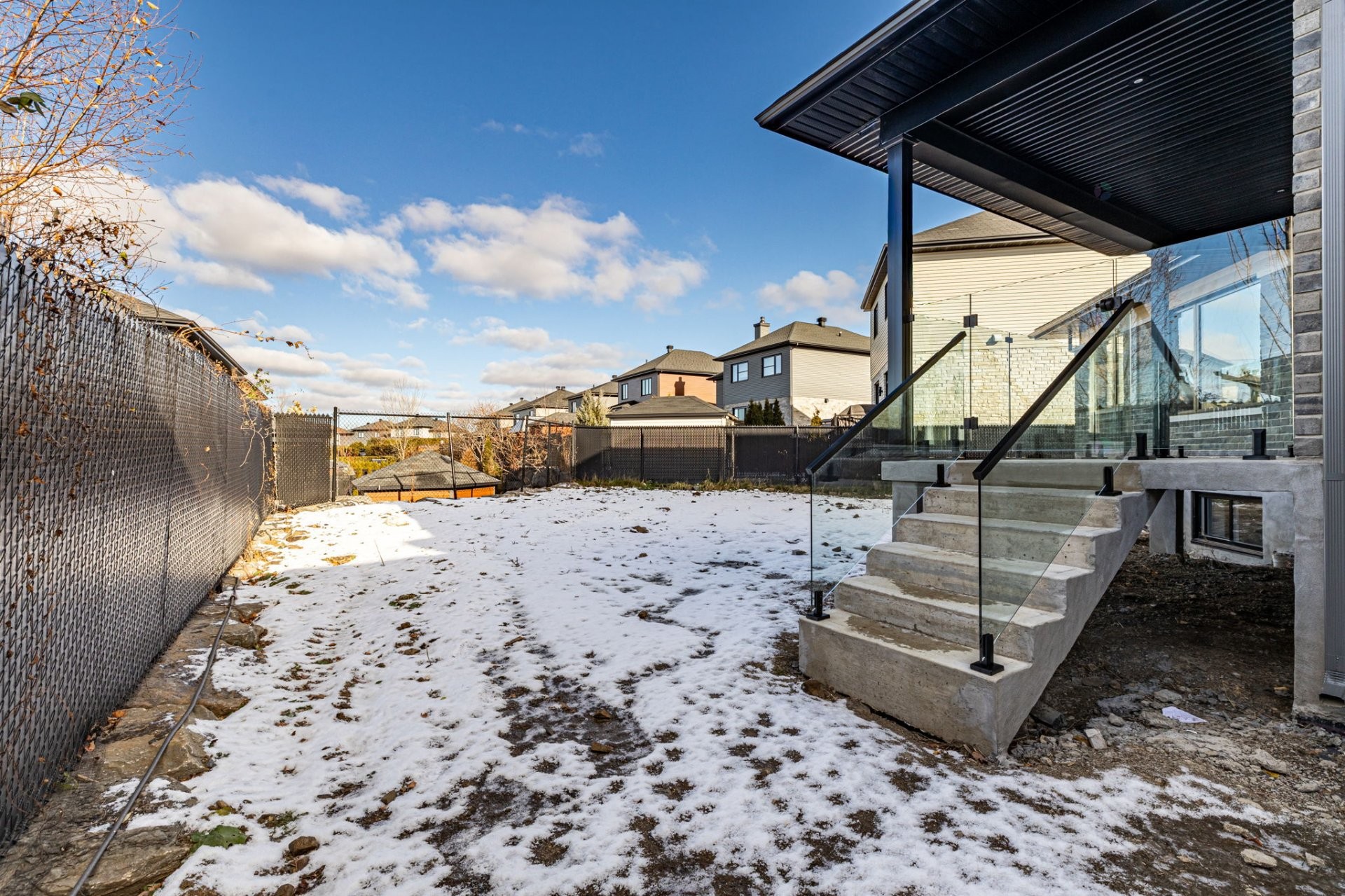 









1145


Rue Jean-Vallerand

,
Boucherville,




QC
J4B0H5

