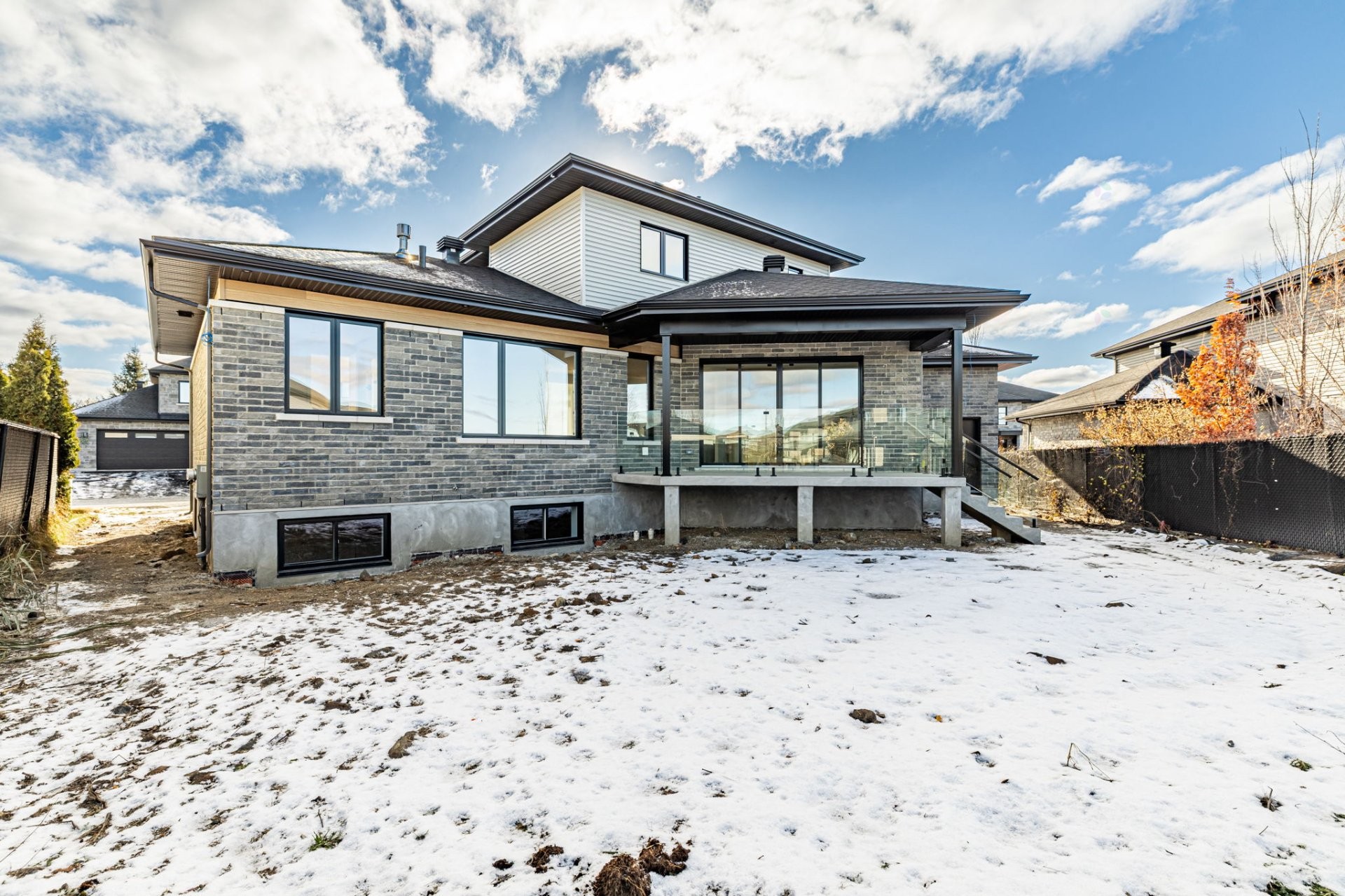 









1145


Rue Jean-Vallerand

,
Boucherville,




QC
J4B0H5

