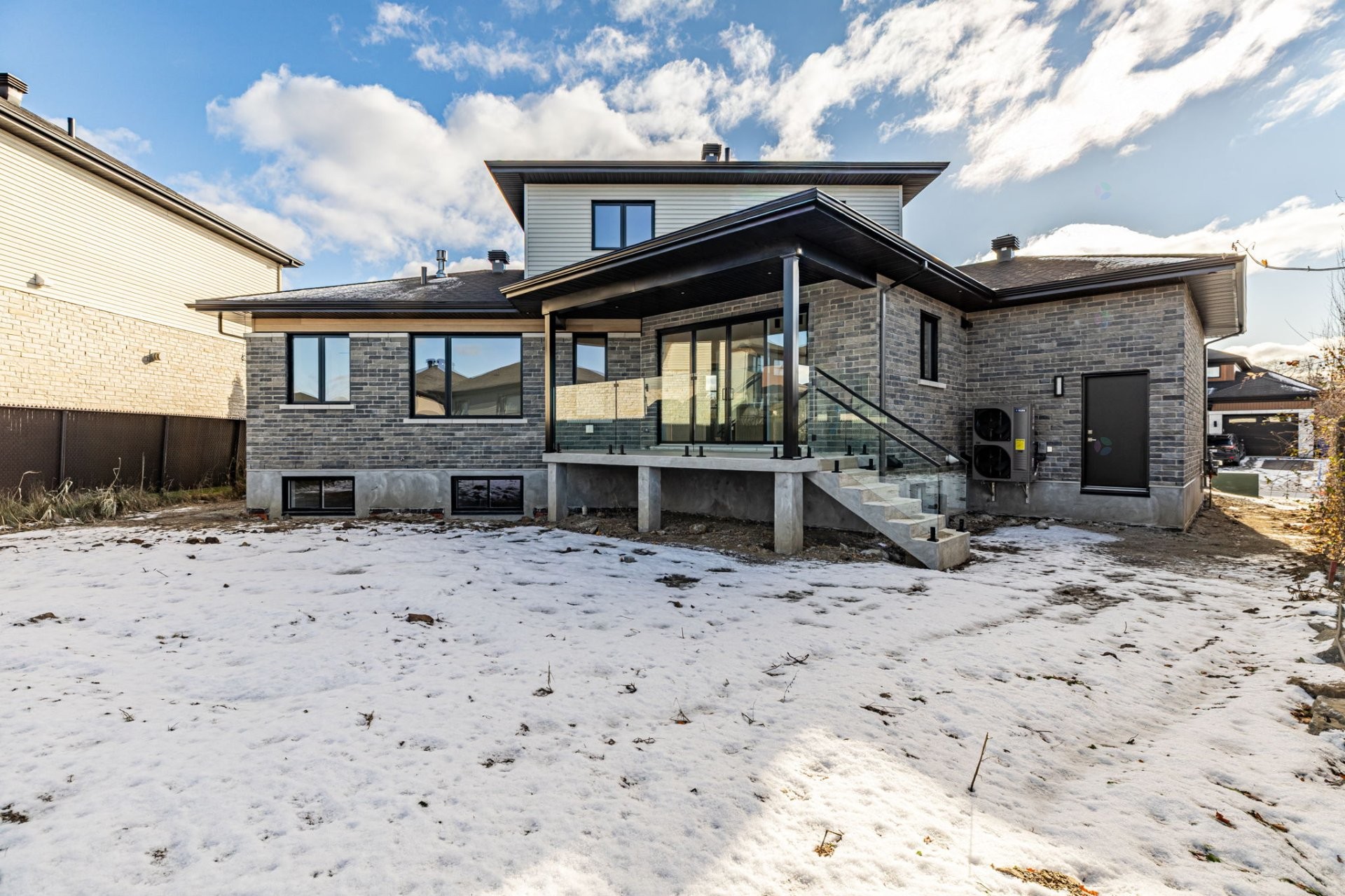 









1145


Rue Jean-Vallerand

,
Boucherville,




QC
J4B0H5

