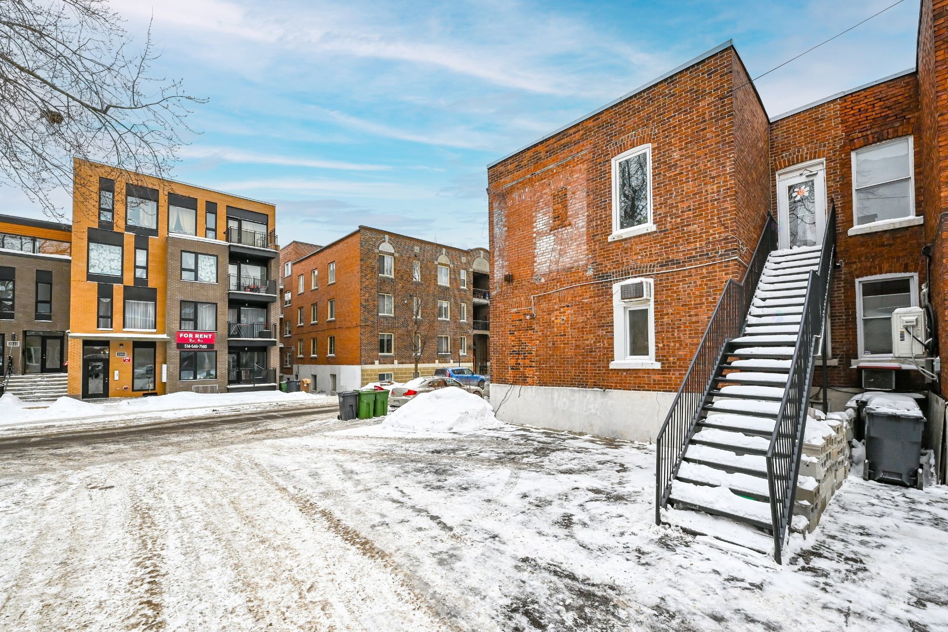 









6930Z

 - 6932Z


Rue Sherbrooke O.

,
Montréal (Côte-des-Neiges/Notre-Dame-de-Grâce),




QC
H4P1P9

