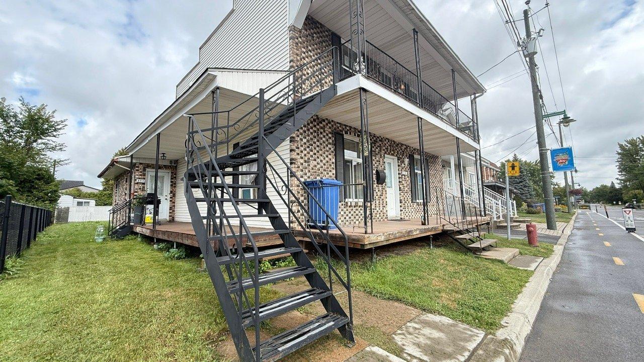 









85

 - 87


Rue Notre-Dame

,
L'Épiphanie,




QC
J5X2V4

