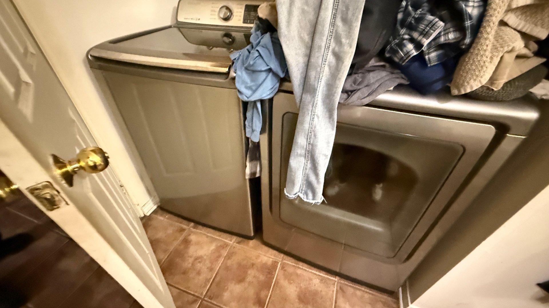 









85

 - 87


Rue Notre-Dame

,
L'Épiphanie,




QC
J5X2V4

