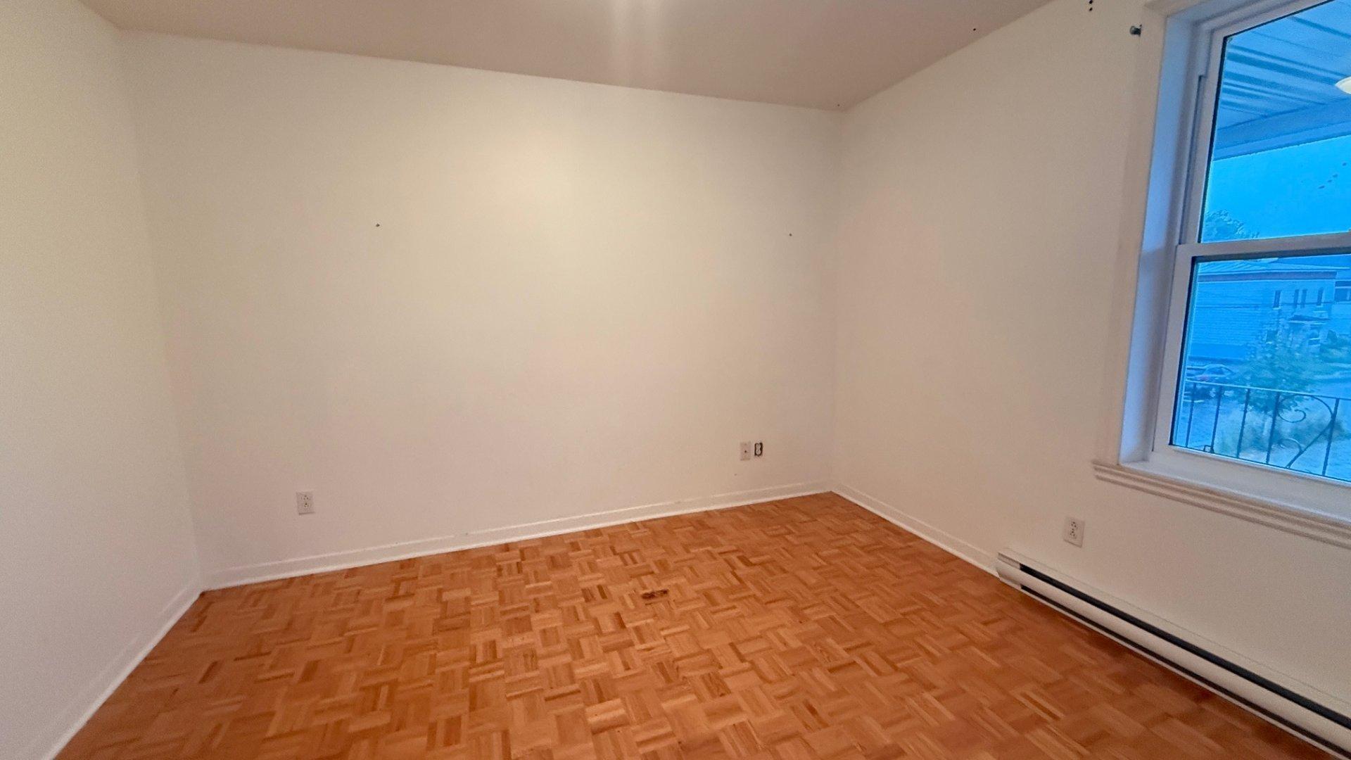 









85

 - 87


Rue Notre-Dame

,
L'Épiphanie,




QC
J5X2V4

