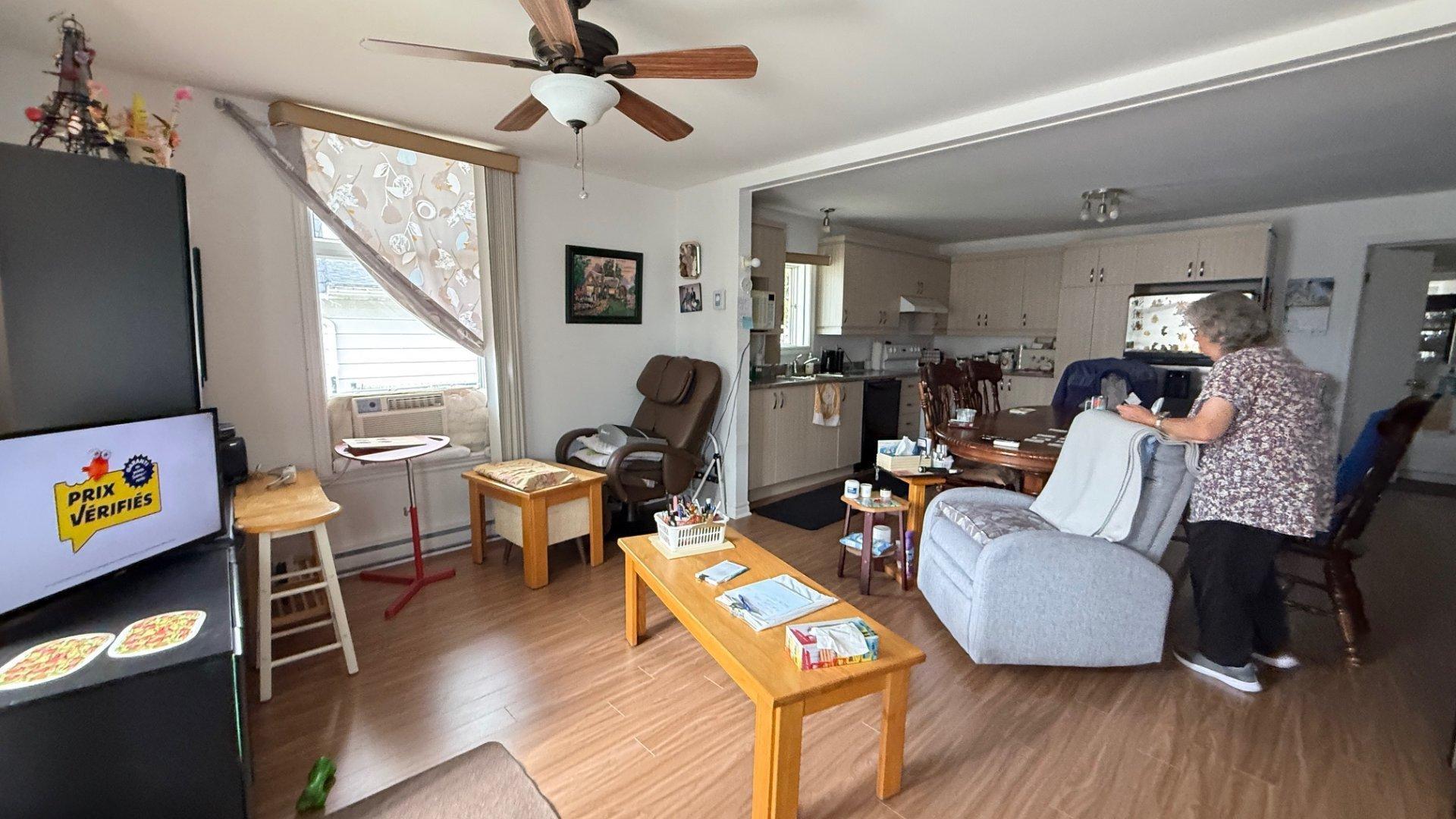 









85

 - 87


Rue Notre-Dame

,
L'Épiphanie,




QC
J5X2V4

