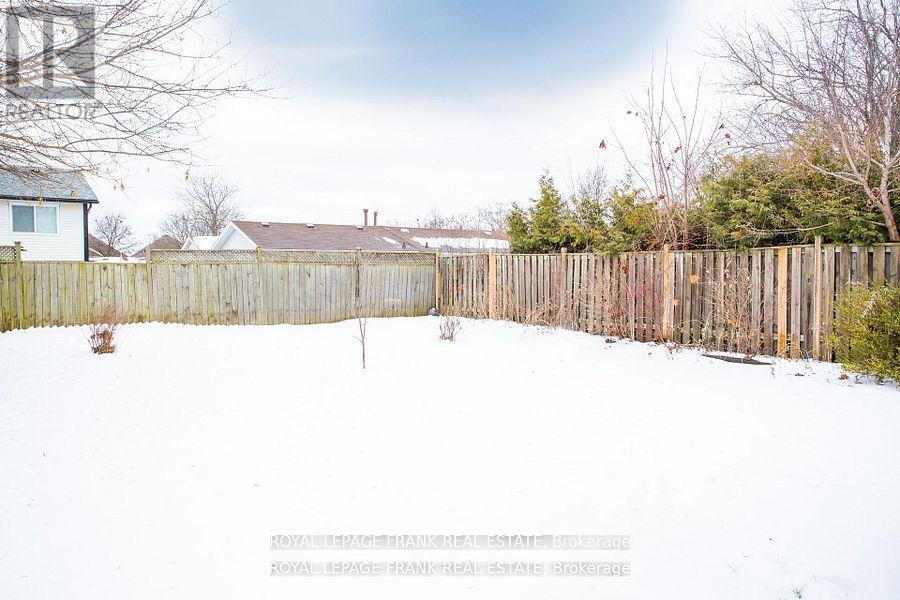 












1273 BELAIR CRESCENT

,
Oshawa (Eastdale),




Ontario
L1K1G9

