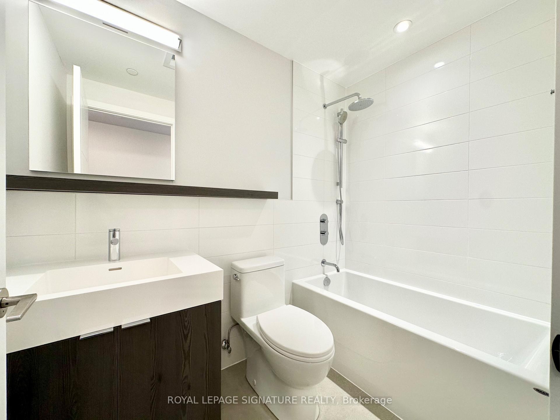 









664


Spadina

Avenue, 707,
Toronto,




ON
M5S 0G4

