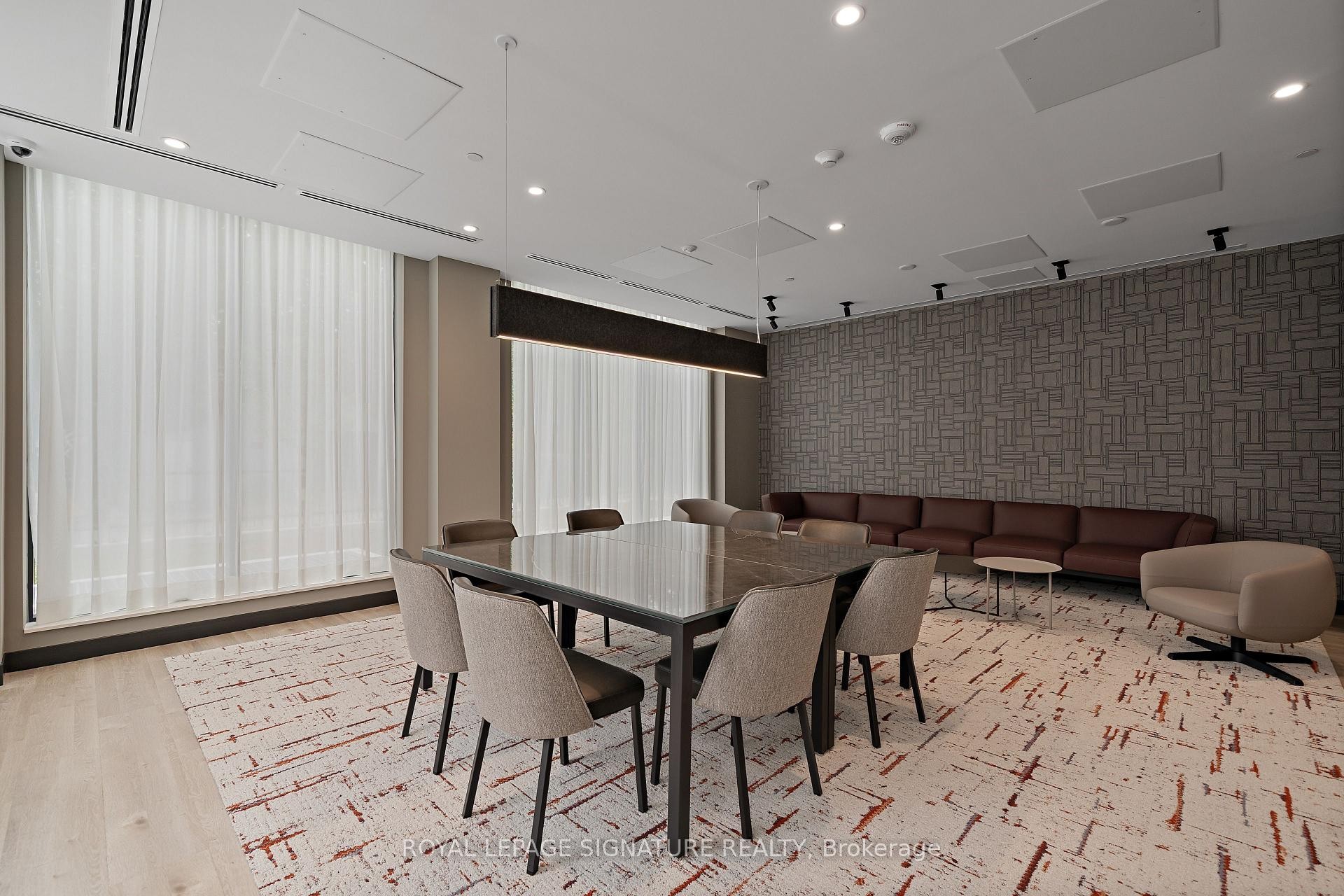 









664


Spadina

Avenue, 707,
Toronto,




ON
M5S 0G4

