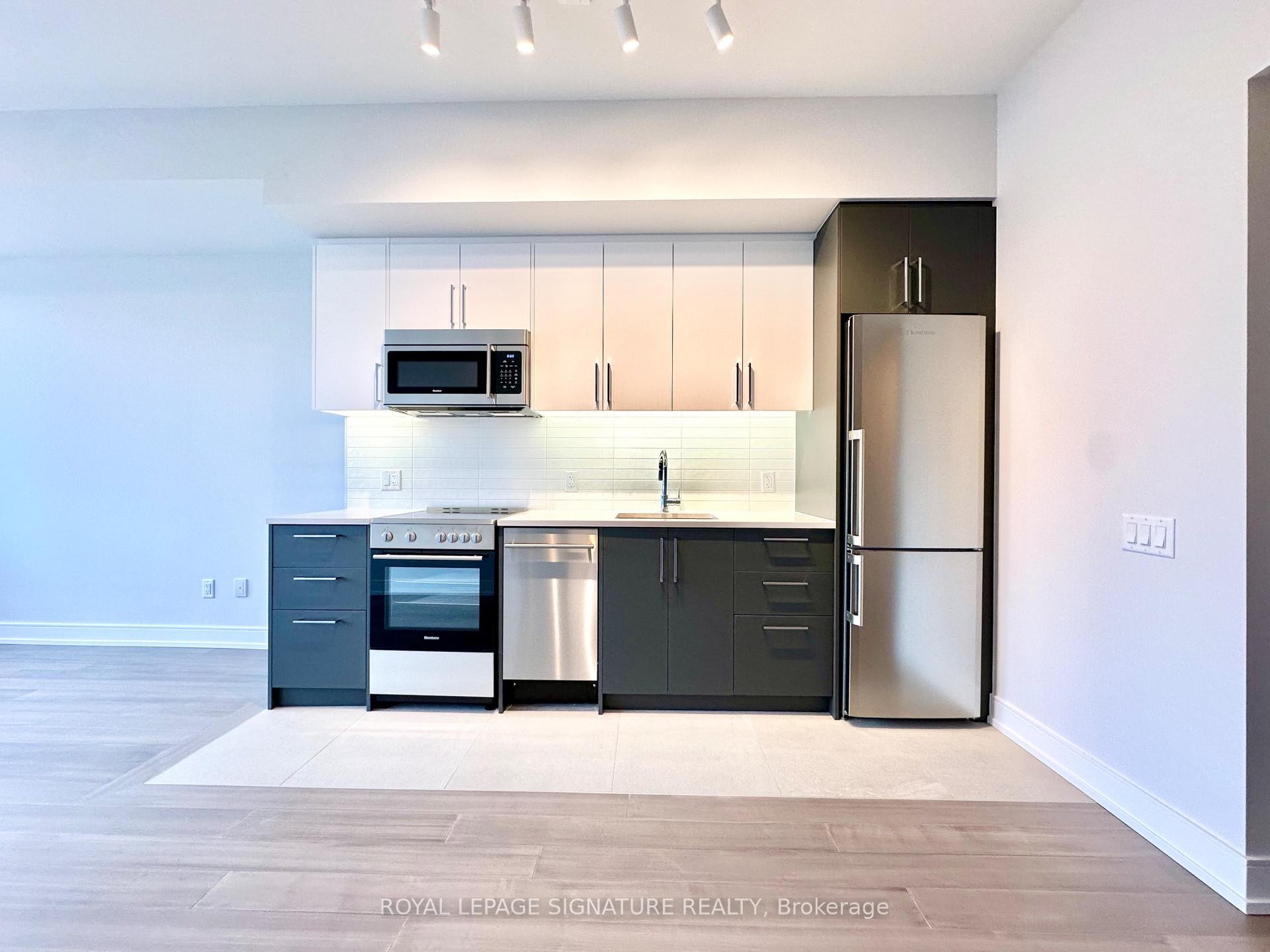 









664


Spadina

Avenue, 707,
Toronto,




ON
M5S 0G4

