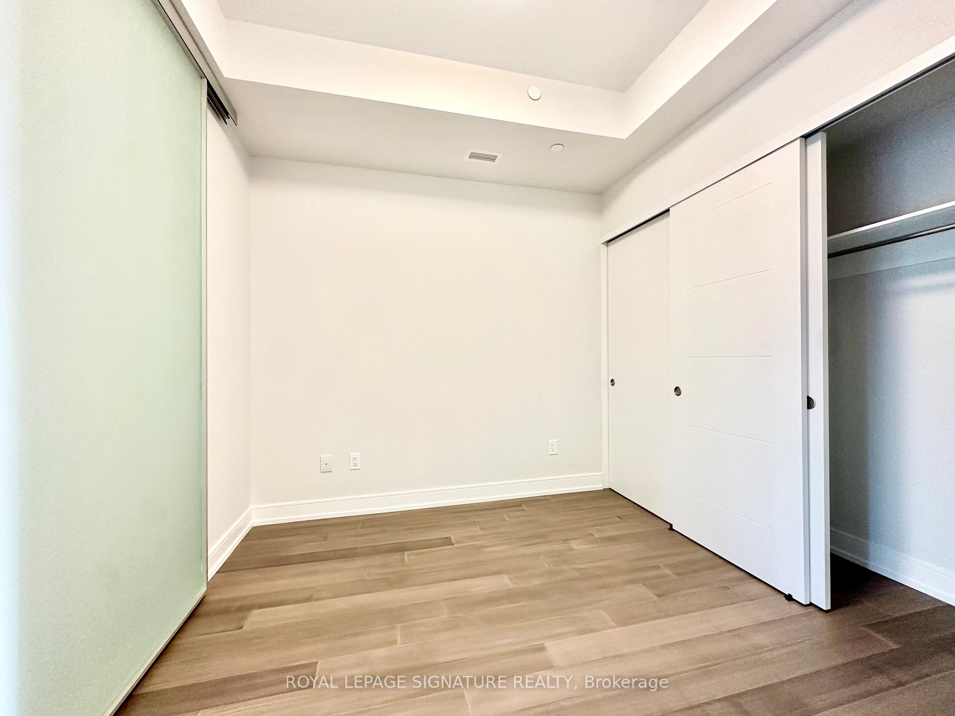 









664


Spadina

Avenue, 707,
Toronto,




ON
M5S 0G4

