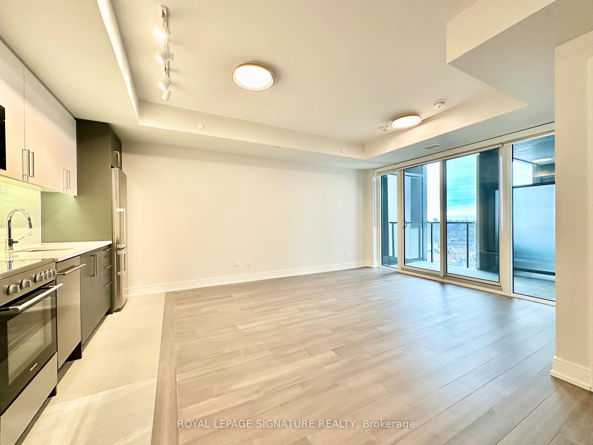 









664


Spadina

Avenue, 810,
Toronto,




ON
M5S 0G4

