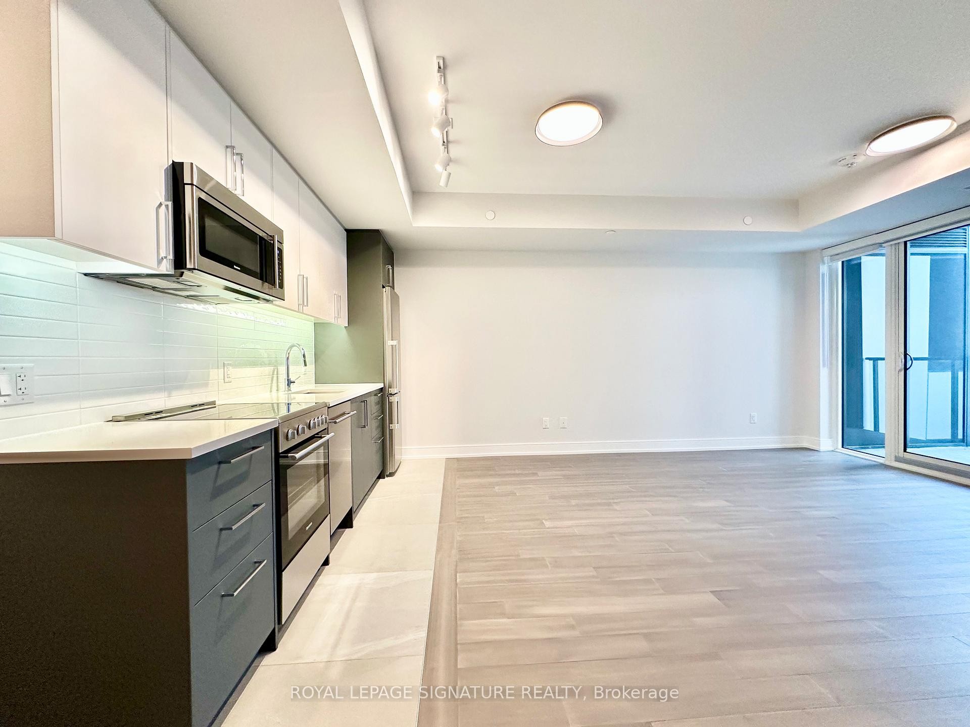 









664


Spadina

Avenue, 810,
Toronto,




ON
M5S 0G4

