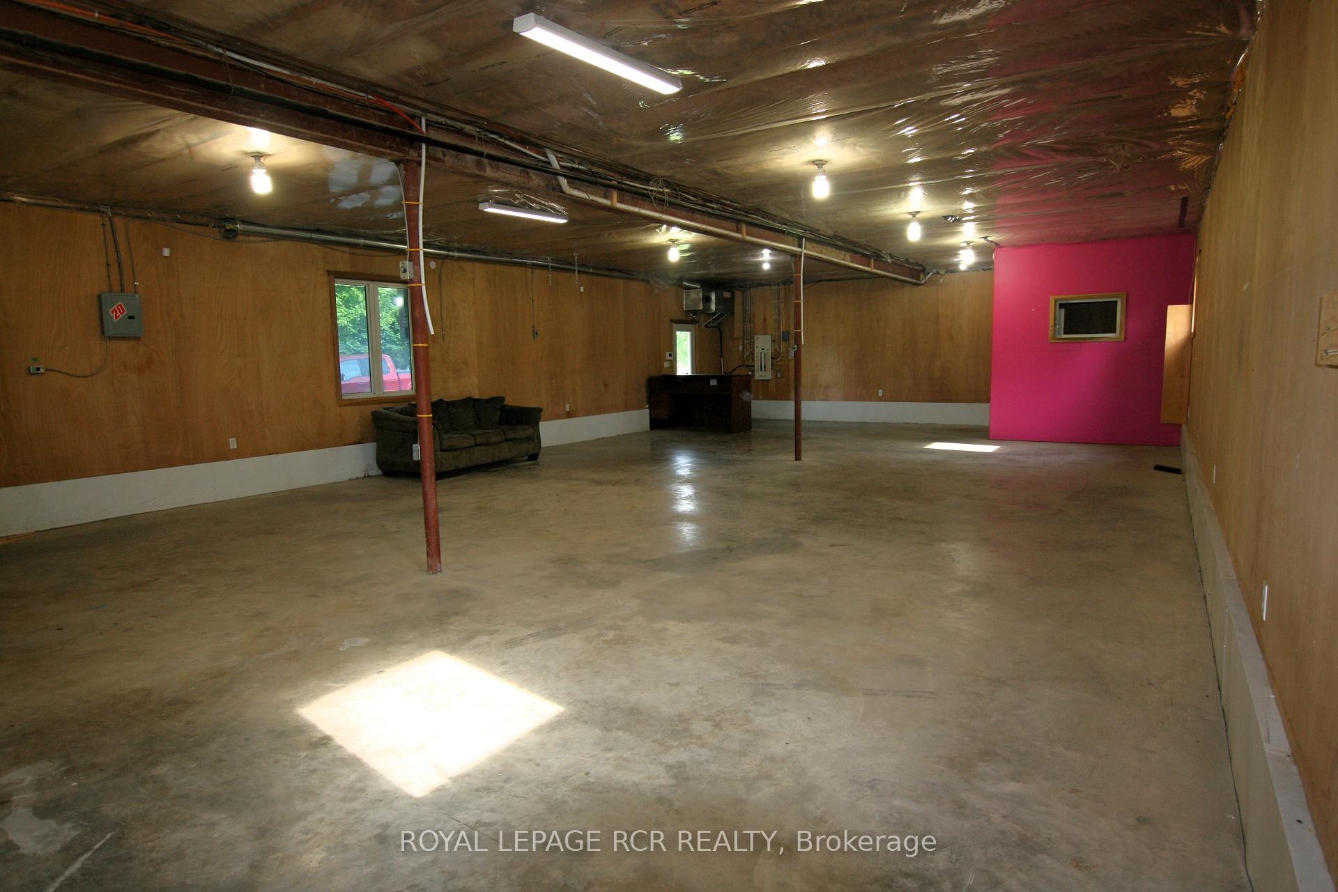 









428


Main

Street West, Lower,
Shelburne,




ON
L9V 2V3

