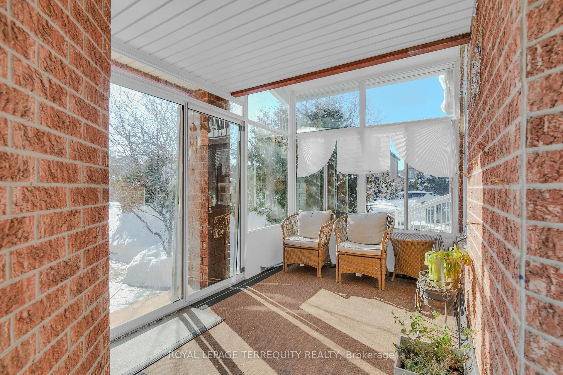 









8


Shallimar

Court,
Brampton,




ON
L6X 4N2

