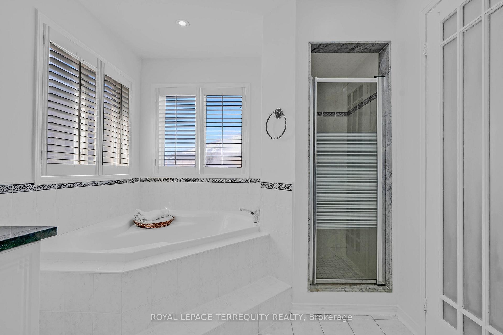 









8


Shallimar

Court,
Brampton,




ON
L6X 4N2

