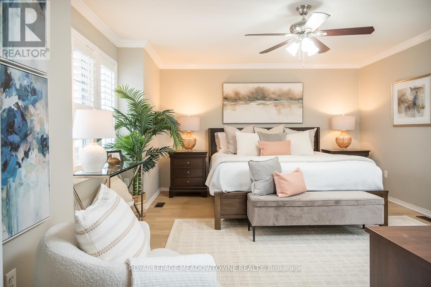 












1043 DONNELLY STREET

,
Milton,




Ontario
L9T0A2

