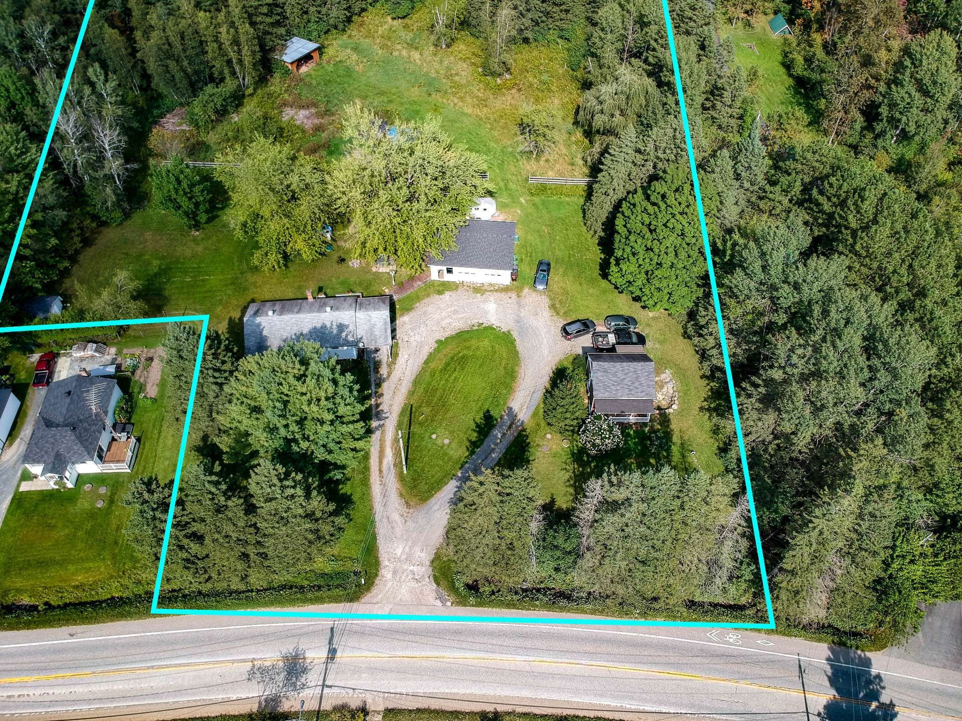 









7685

 - 7705


Rue St-François N.

,
Sherbrooke (Fleurimont),




QC
J1C0V4

