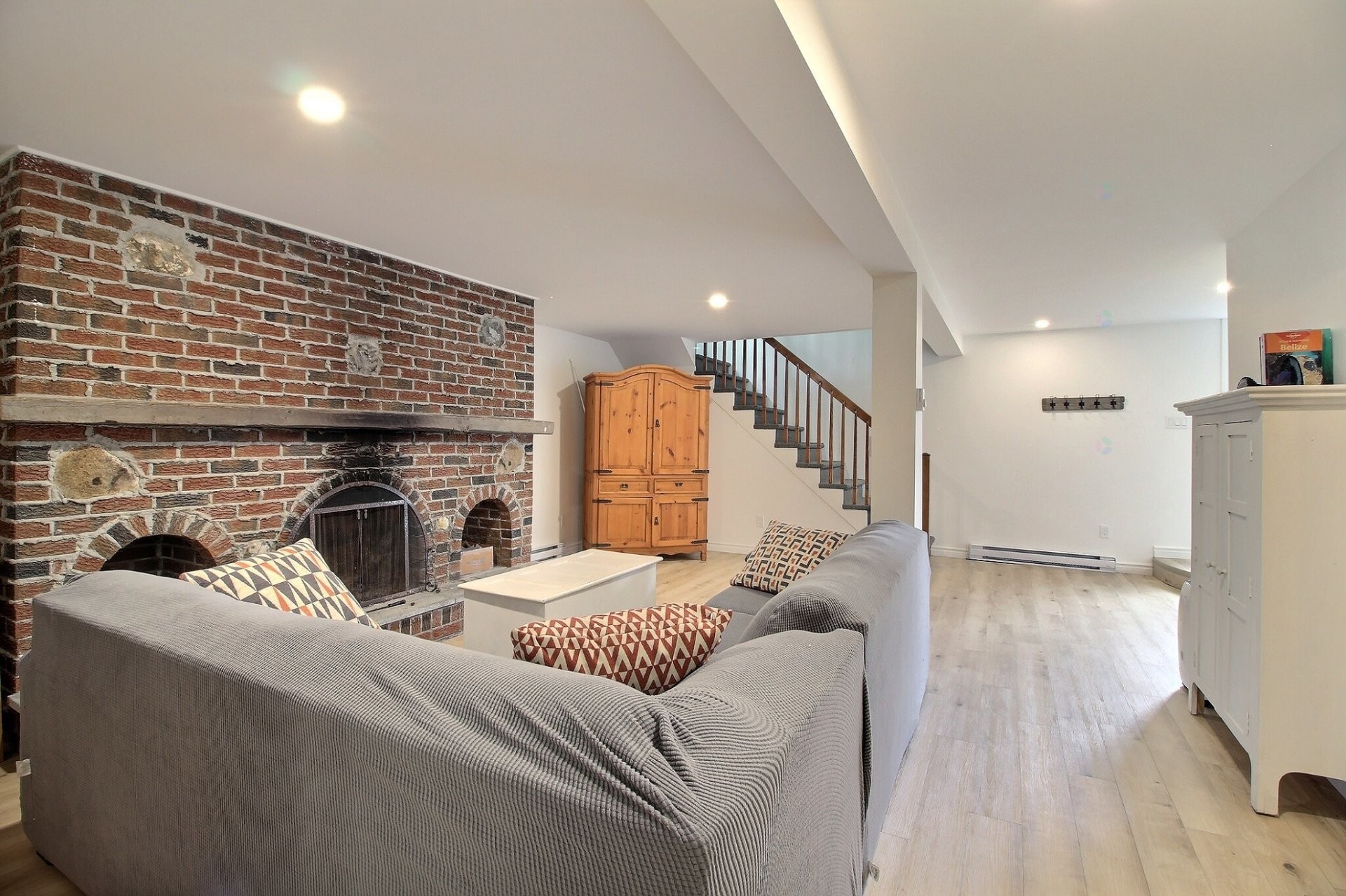 









7685

 - 7705


Rue St-François N.

,
Sherbrooke (Fleurimont),




QC
J1C0V4

