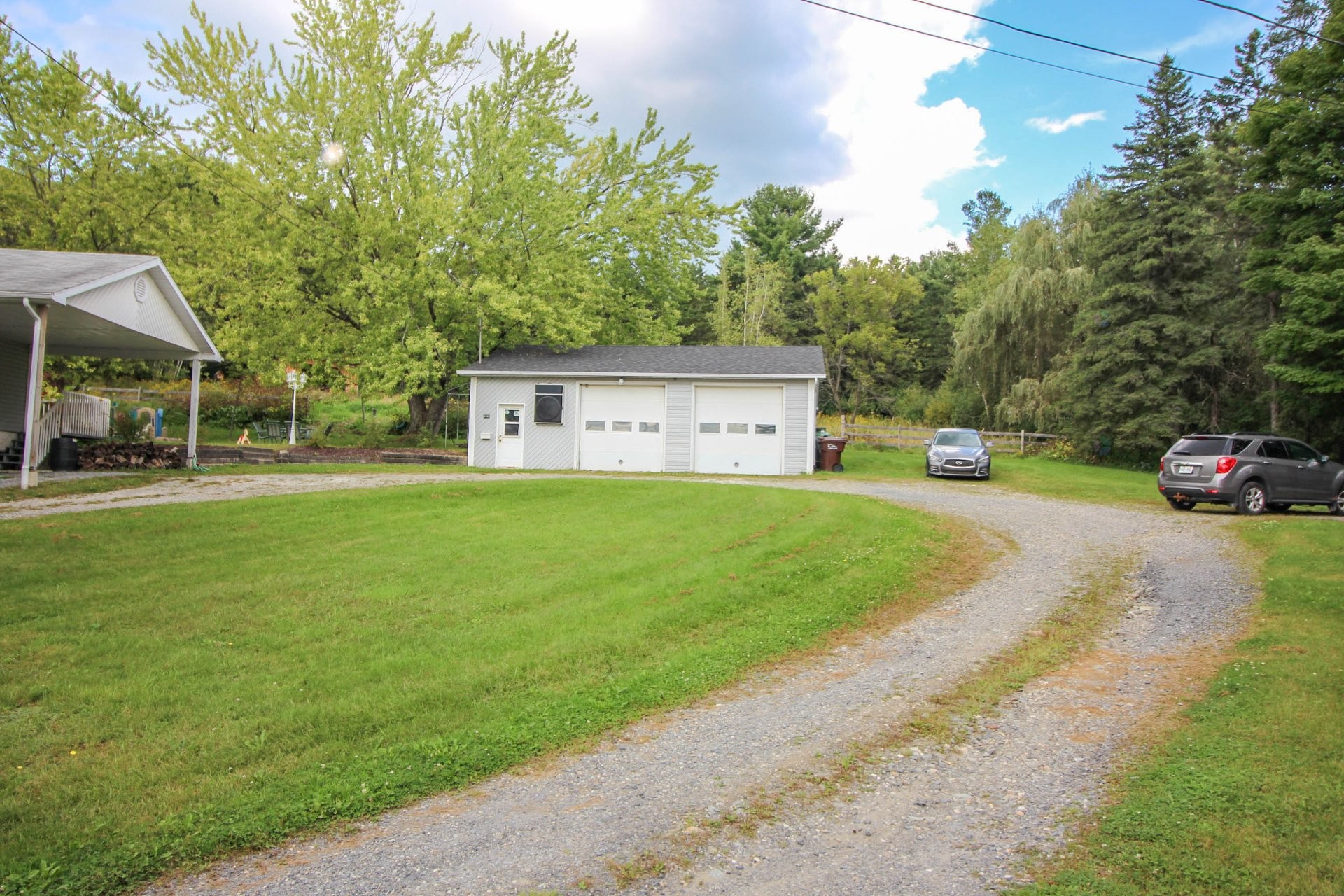 









7685

 - 7705


Rue St-François N.

,
Sherbrooke (Fleurimont),




QC
J1C0V4

