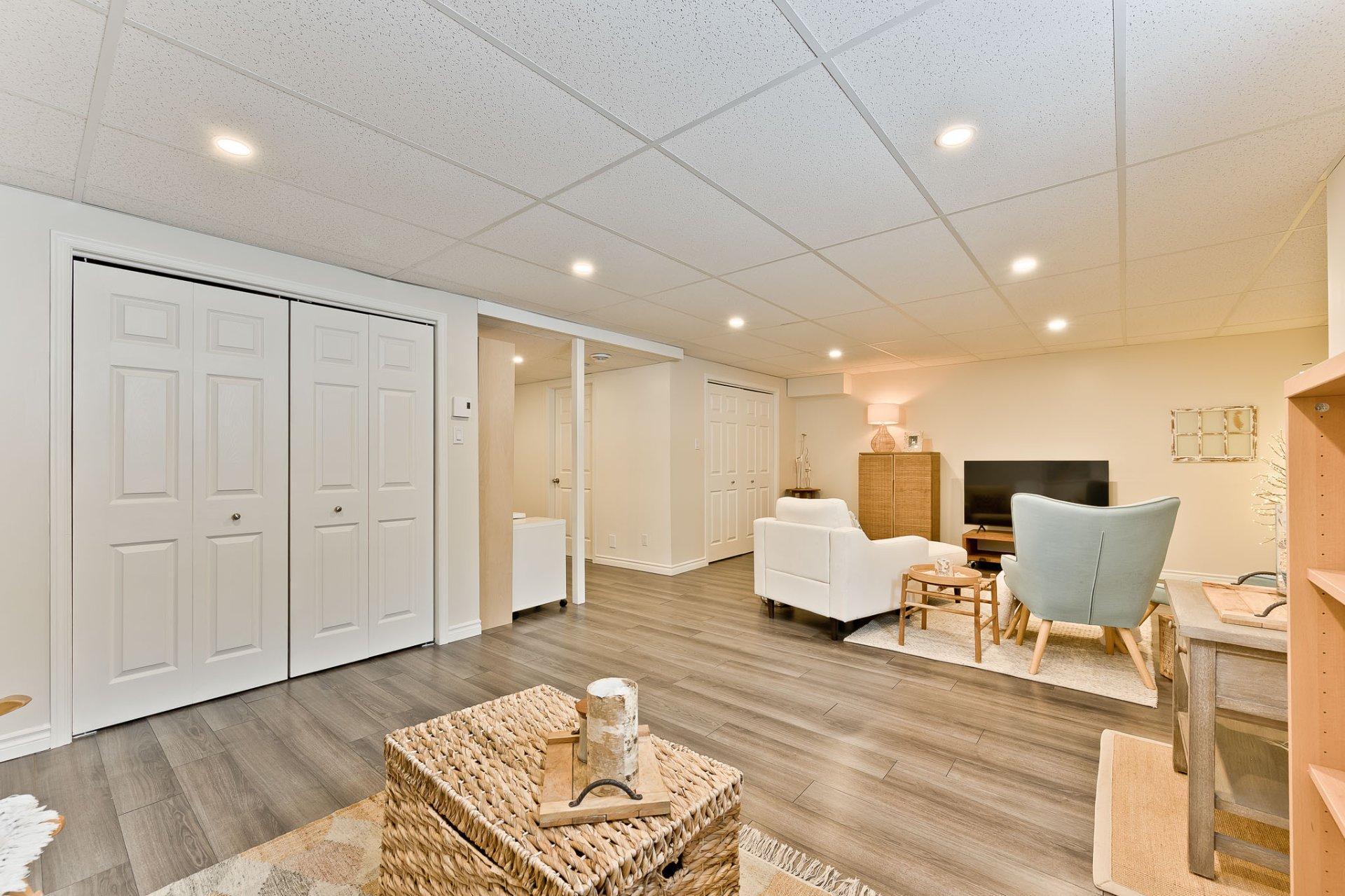 









16


Rue de la Crête

,
Orford,




QC
J1X0C5

