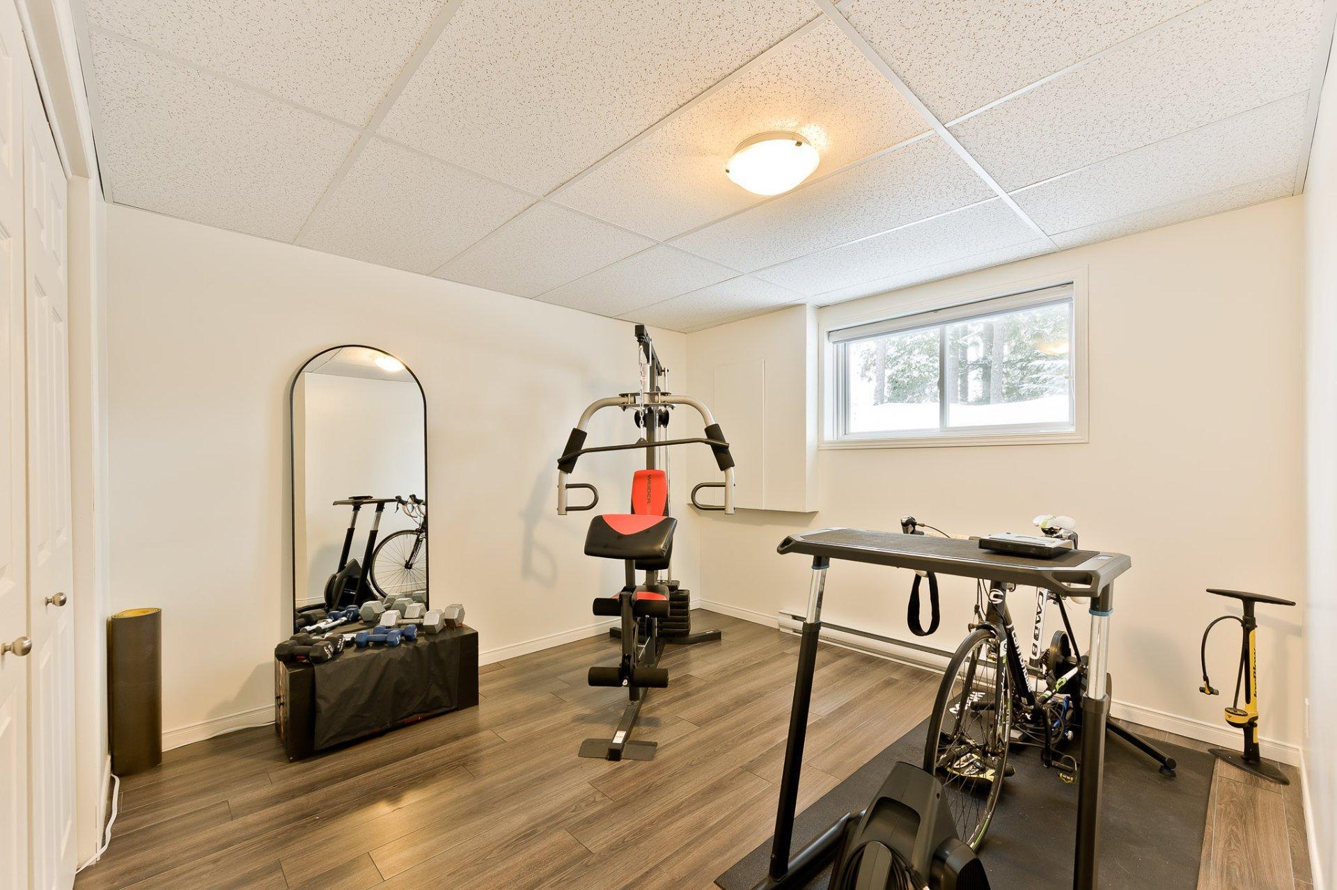 









16


Rue de la Crête

,
Orford,




QC
J1X0C5

