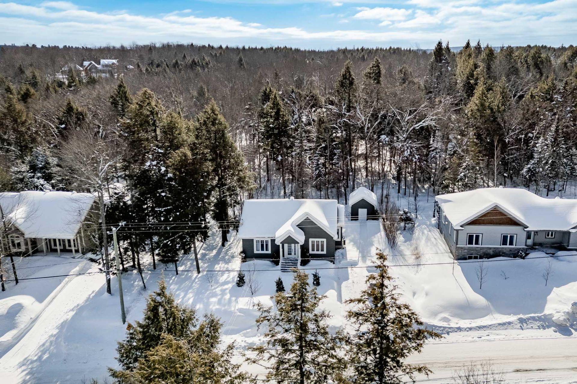 









16


Rue de la Crête

,
Orford,




QC
J1X0C5

