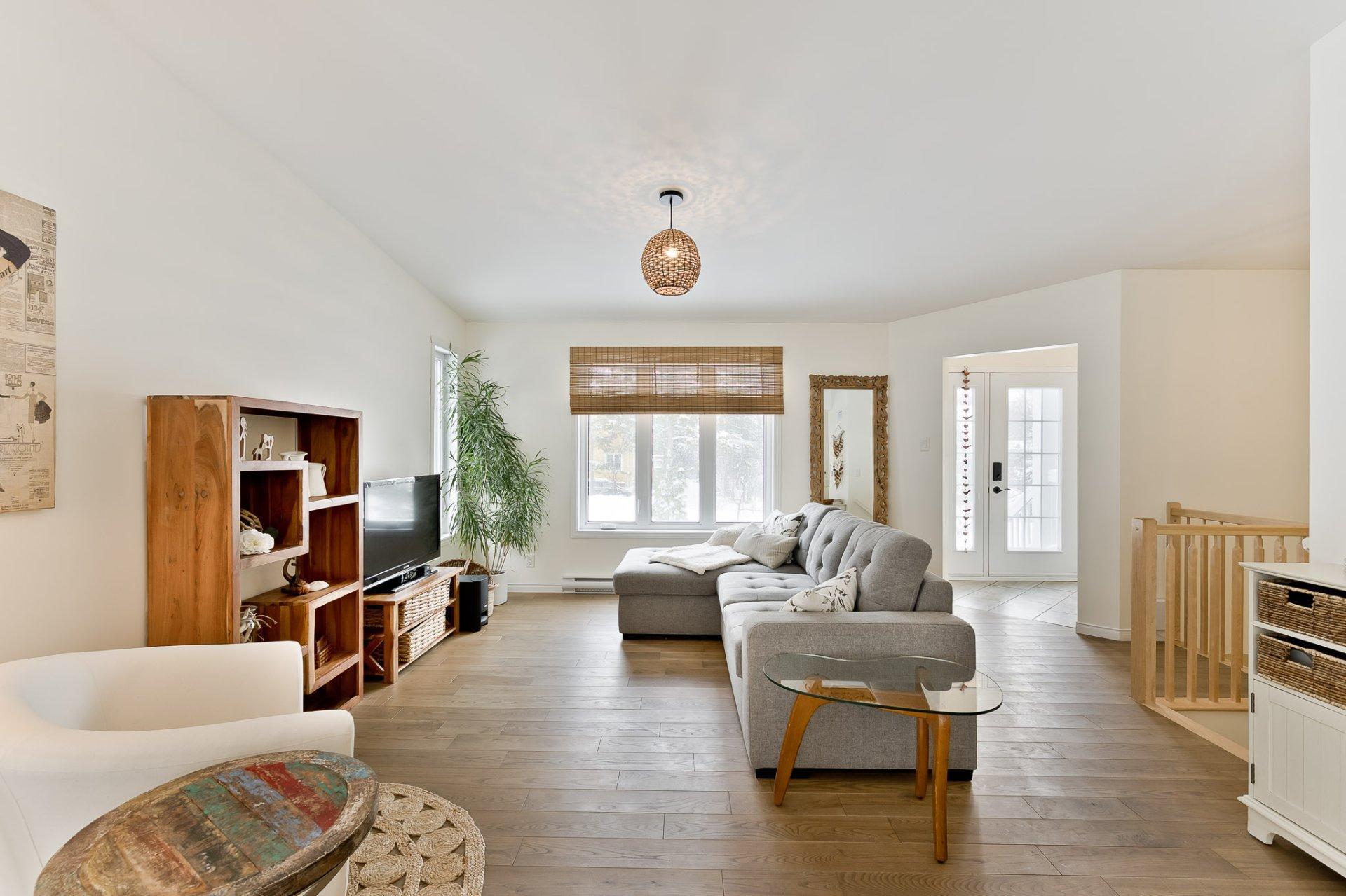 









16


Rue de la Crête

,
Orford,




QC
J1X0C5

