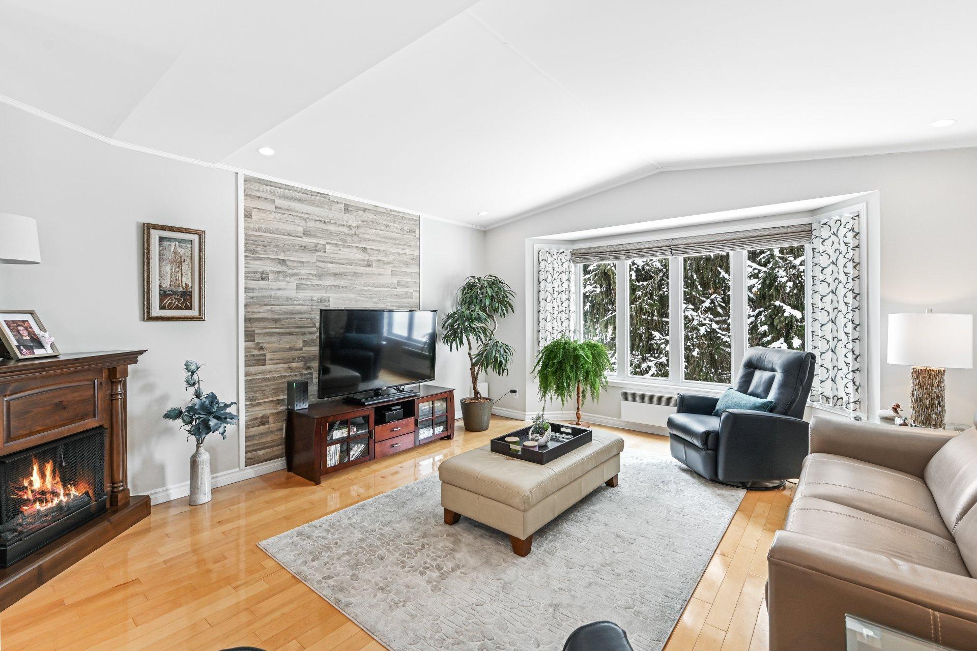 









2


Rue des Pinsons

,
Venise-en-Québec,




QC
J0J2K0

