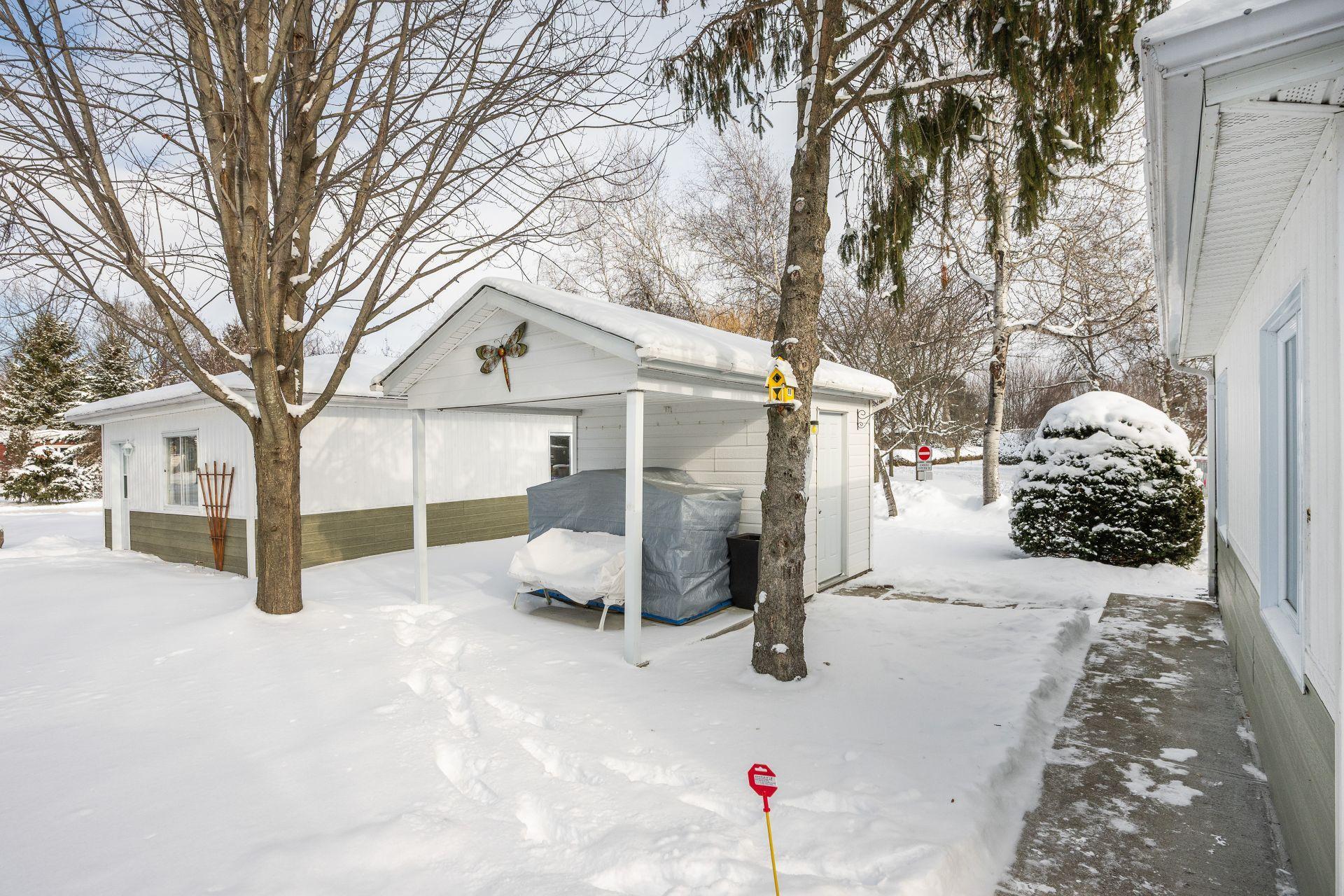 









2


Rue des Pinsons

,
Venise-en-Québec,




QC
J0J2K0

