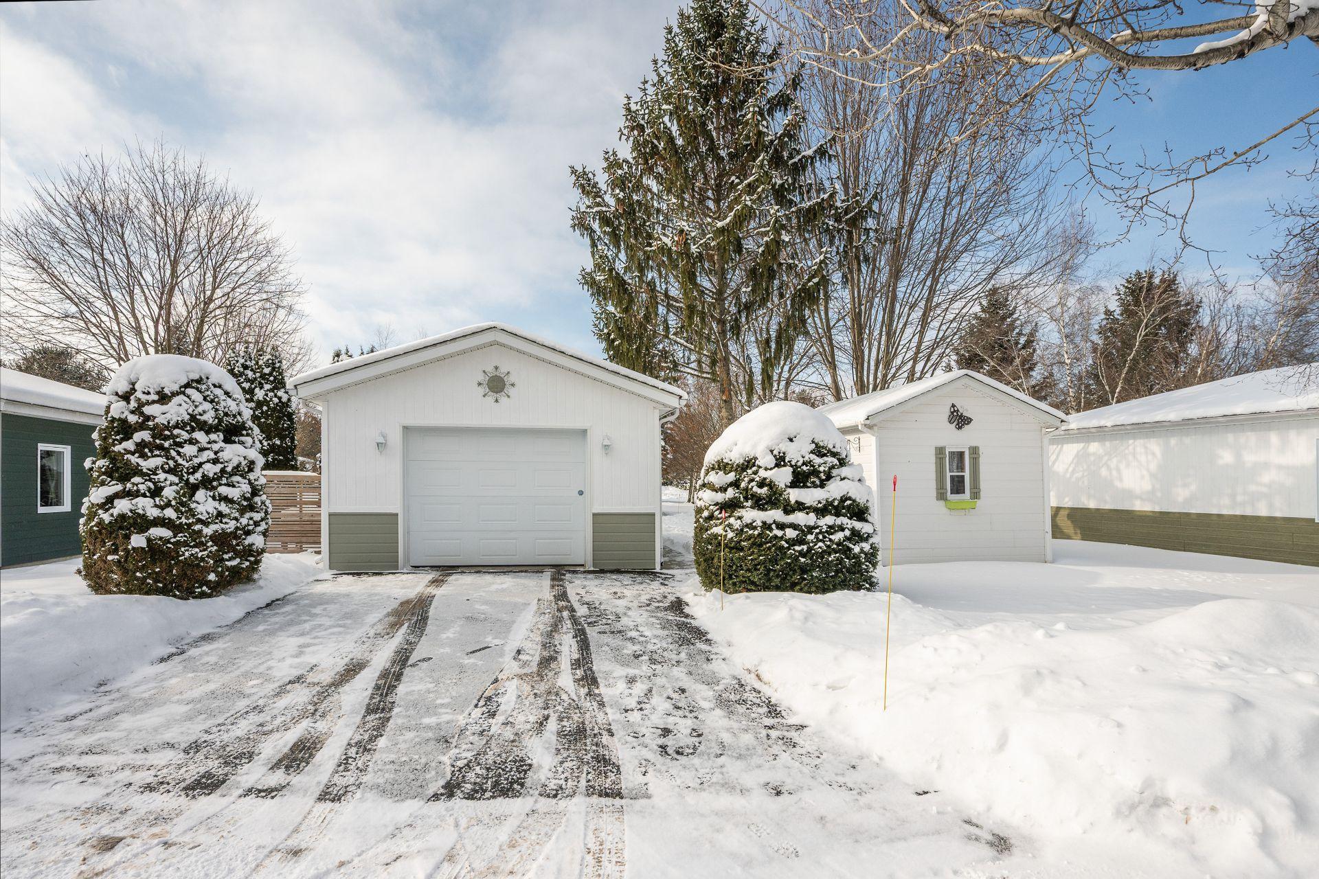 









2


Rue des Pinsons

,
Venise-en-Québec,




QC
J0J2K0

