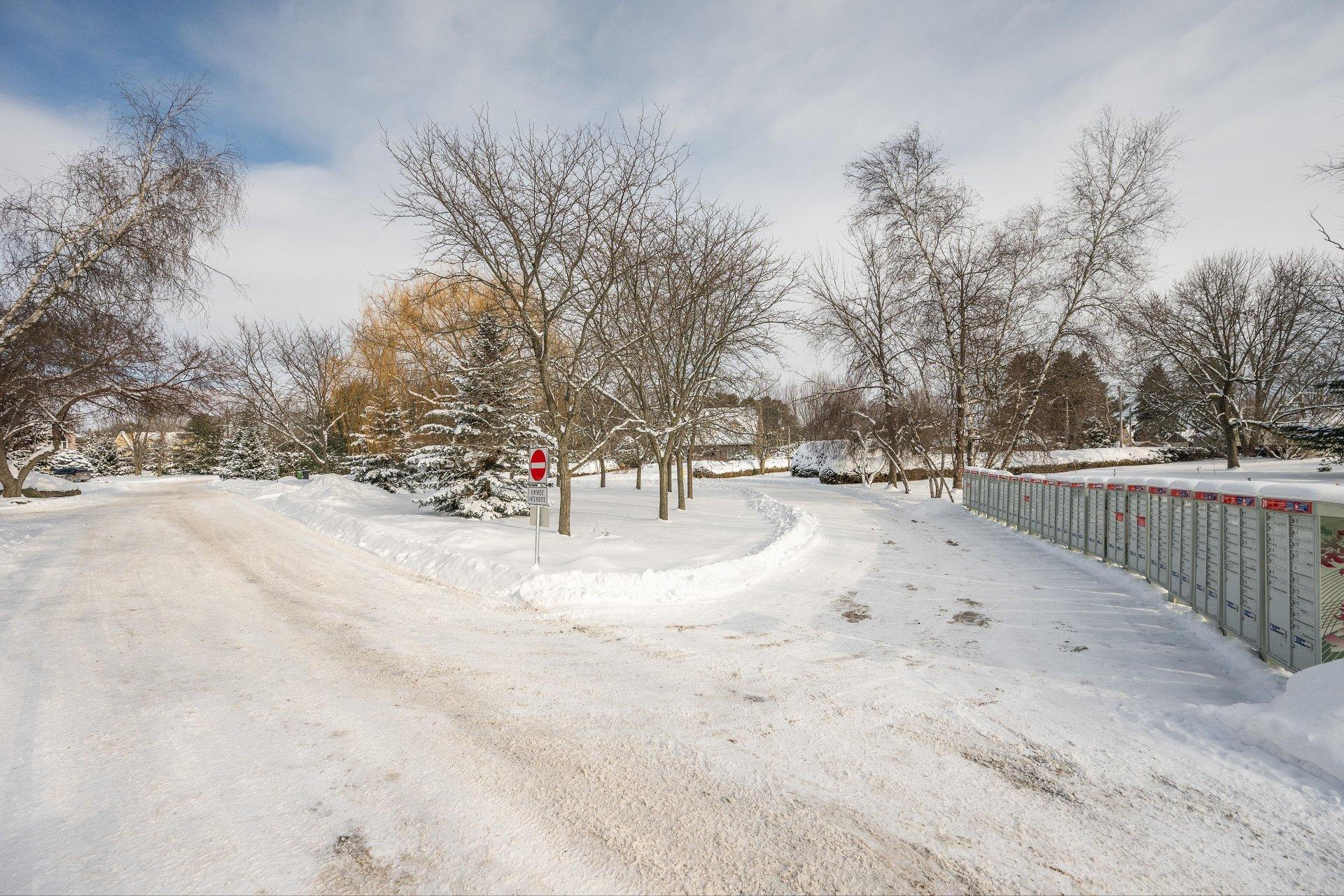 









2


Rue des Pinsons

,
Venise-en-Québec,




QC
J0J2K0

