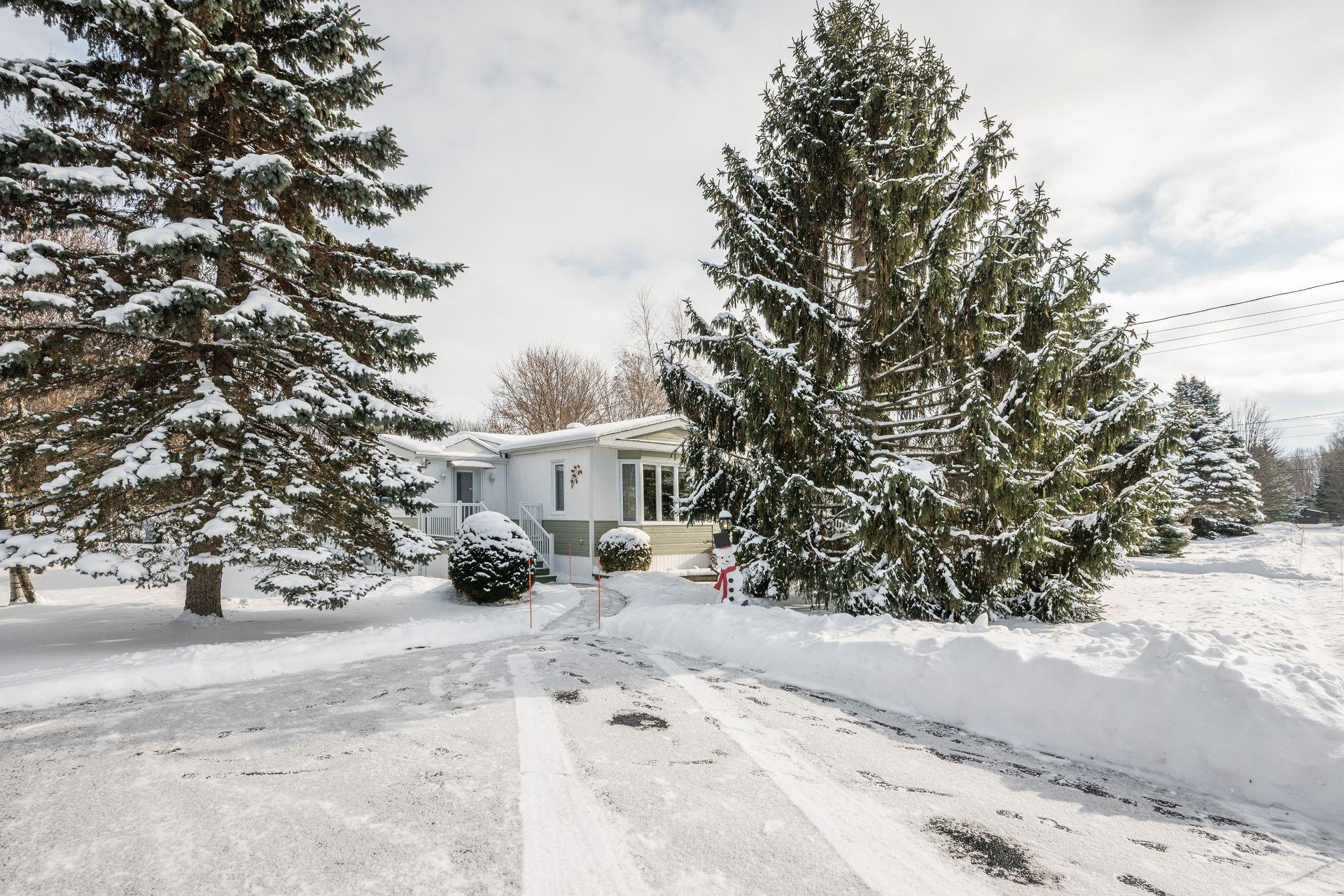 









2


Rue des Pinsons

,
Venise-en-Québec,




QC
J0J2K0

