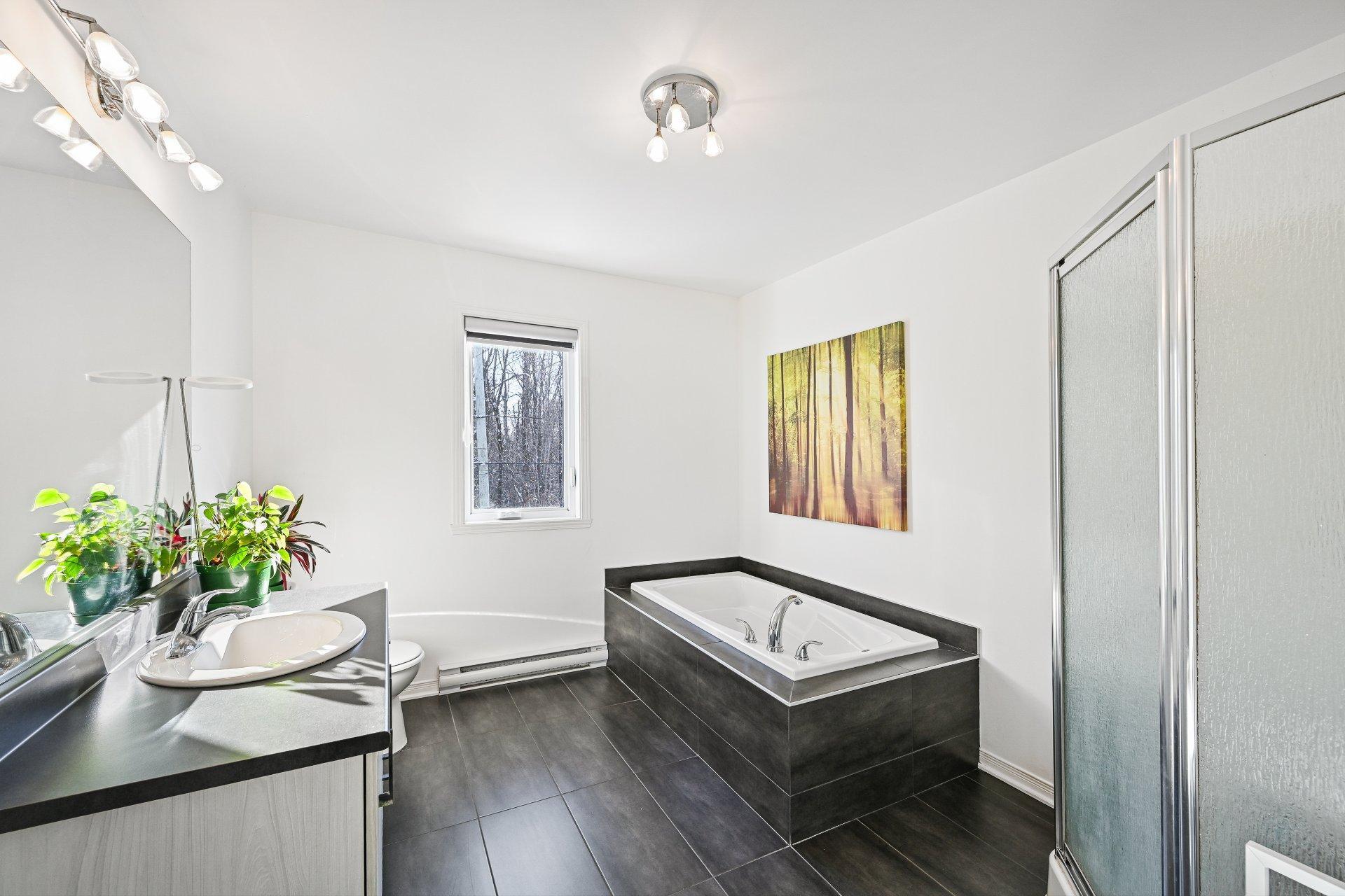 









190


Rue Joseph-Doyon

,
Saint-Jean-sur-Richelieu,




QC
J3B0K2

