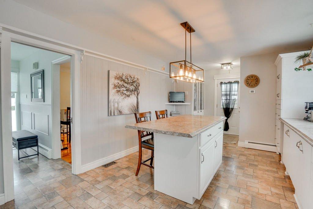 









26


Rue de l'Abbé-Desautels

,
Gatineau (Gatineau),




QC
J8T3E6

