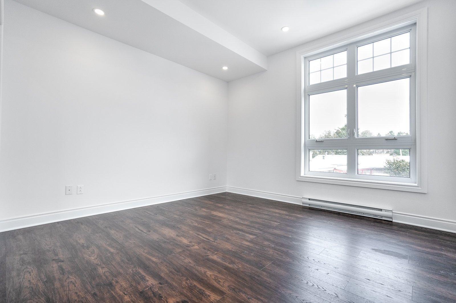 









20


Rue Larocque O.

, 11,
Sainte-Agathe-des-Monts,




QC
J8C1A2

