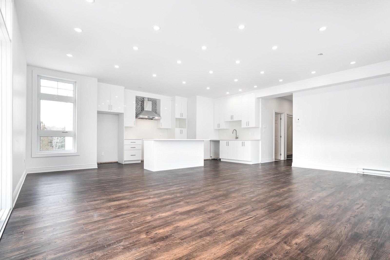 









20


Rue Larocque O.

, 11,
Sainte-Agathe-des-Monts,




QC
J8C1A2

