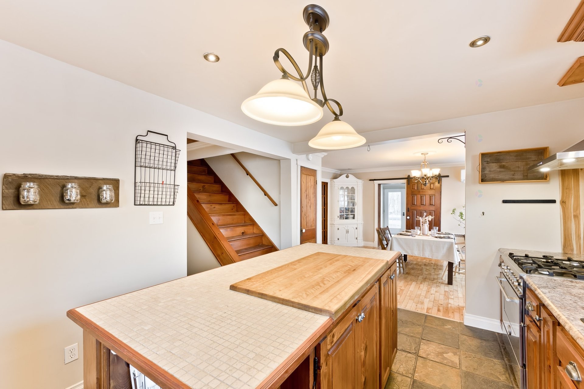 









54


Rue Downs

,
Sherbrooke (Lennoxville),




QC
J1M1Z1

