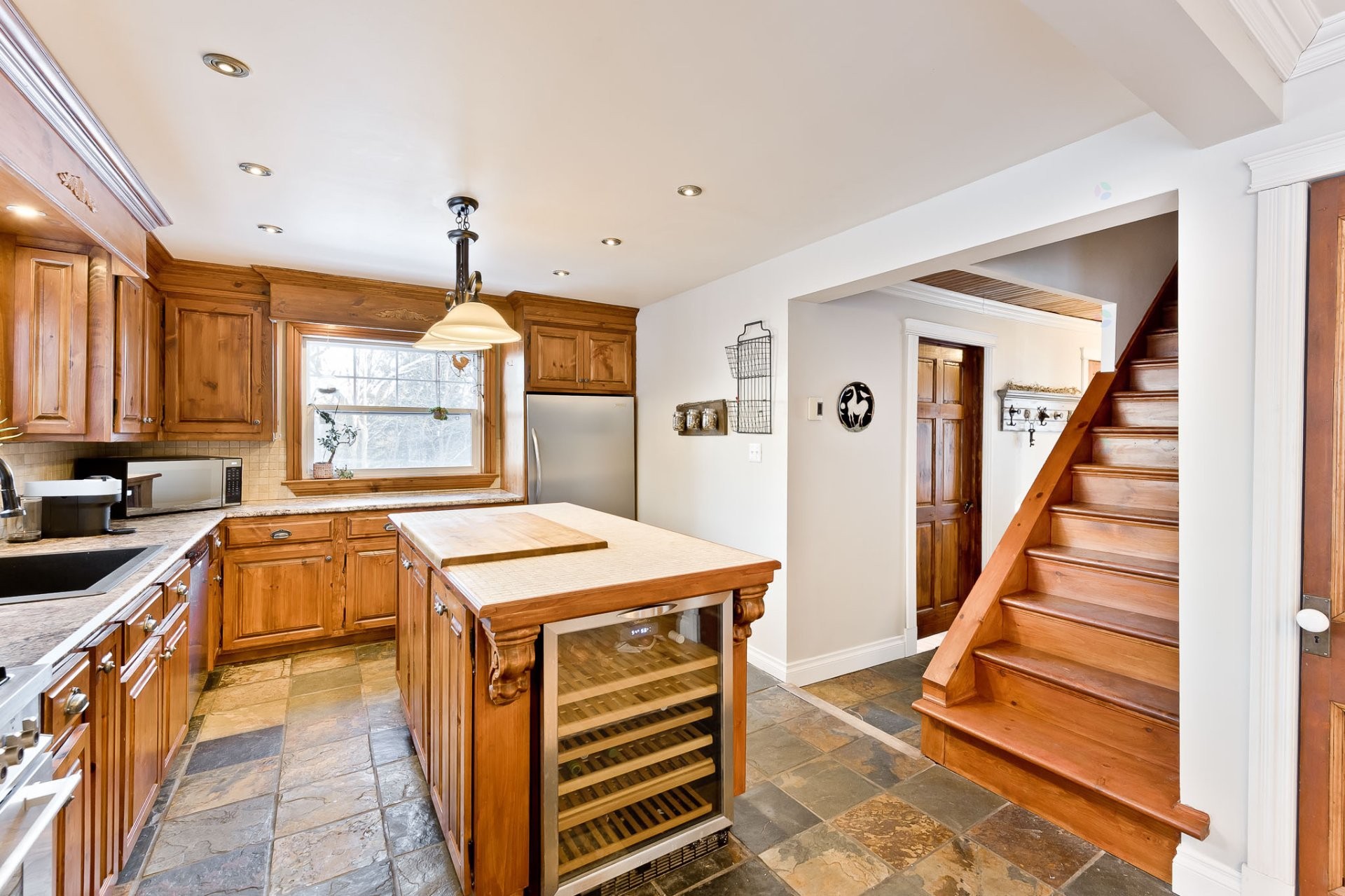 









54


Rue Downs

,
Sherbrooke (Lennoxville),




QC
J1M1Z1

