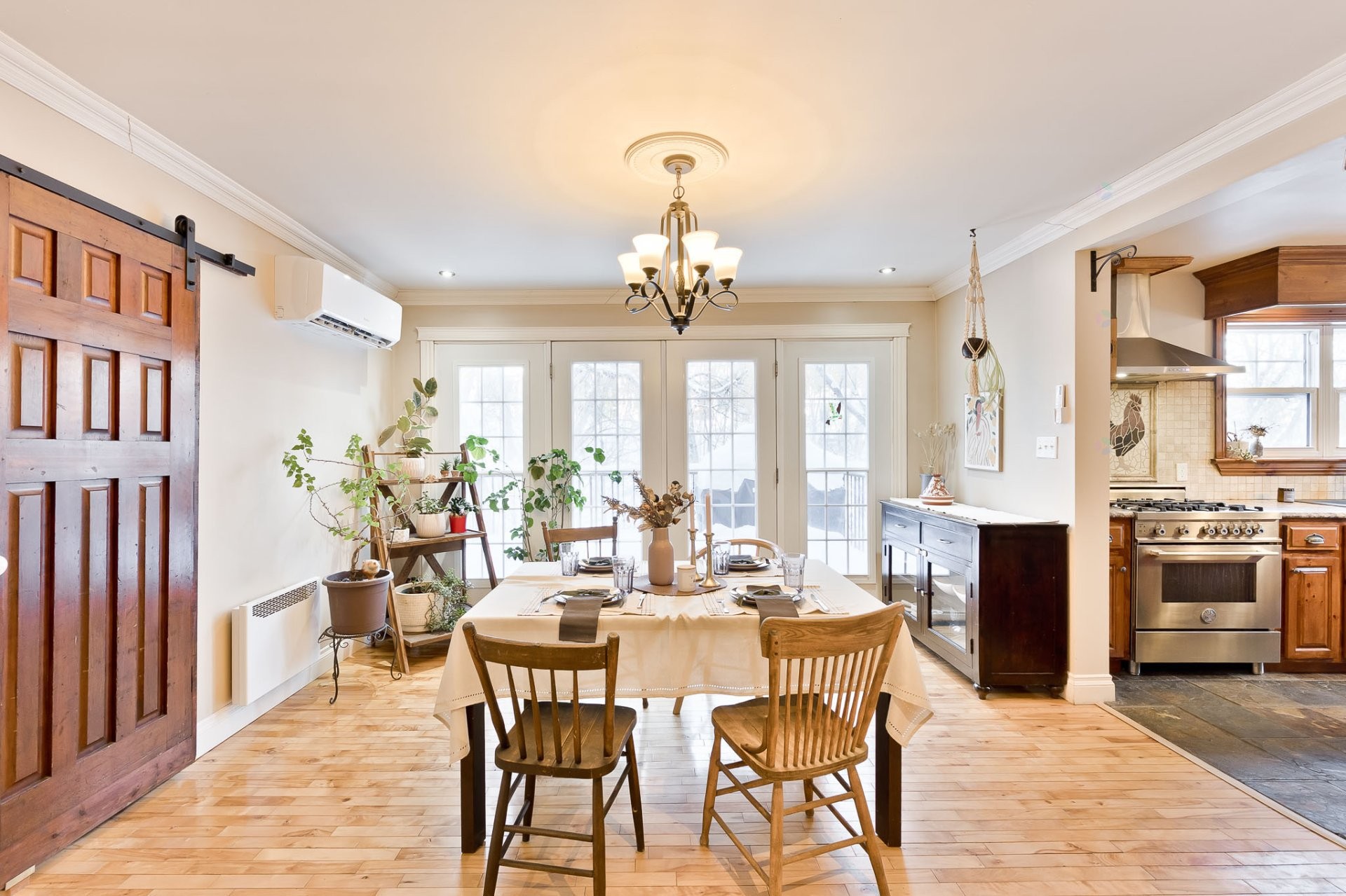 









54


Rue Downs

,
Sherbrooke (Lennoxville),




QC
J1M1Z1

