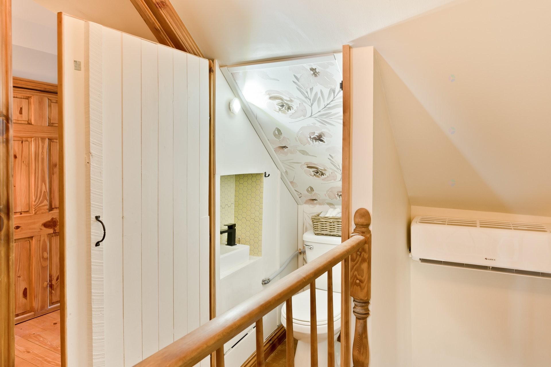 









54


Rue Downs

,
Sherbrooke (Lennoxville),




QC
J1M1Z1

