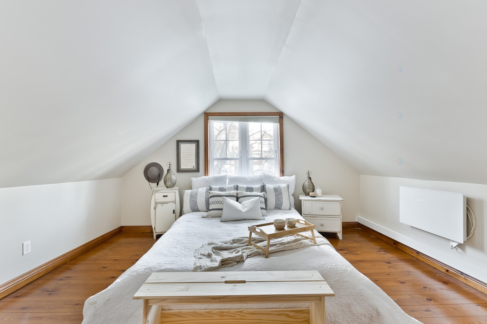 









54


Rue Downs

,
Sherbrooke (Lennoxville),




QC
J1M1Z1

