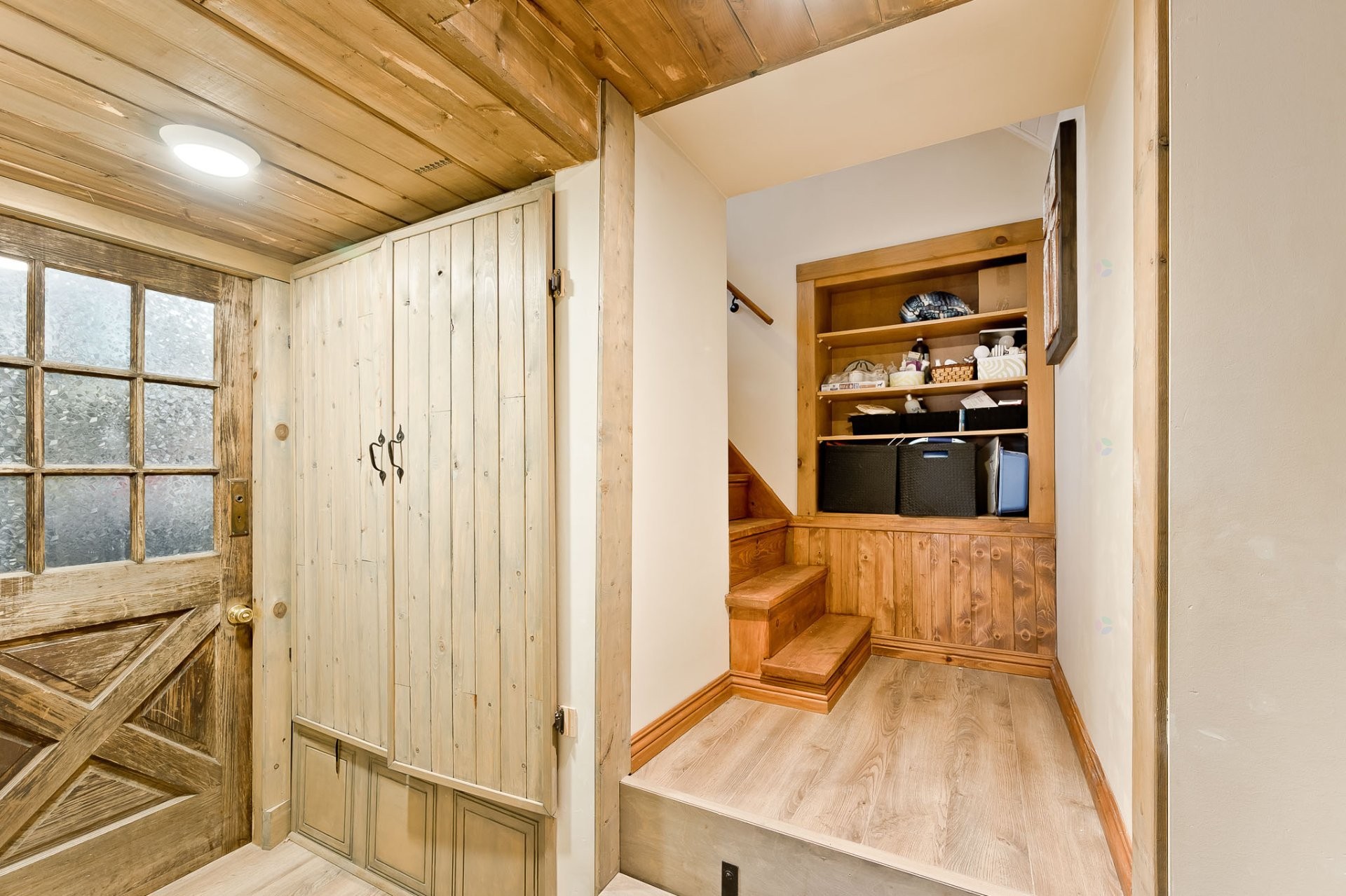 









54


Rue Downs

,
Sherbrooke (Lennoxville),




QC
J1M1Z1

